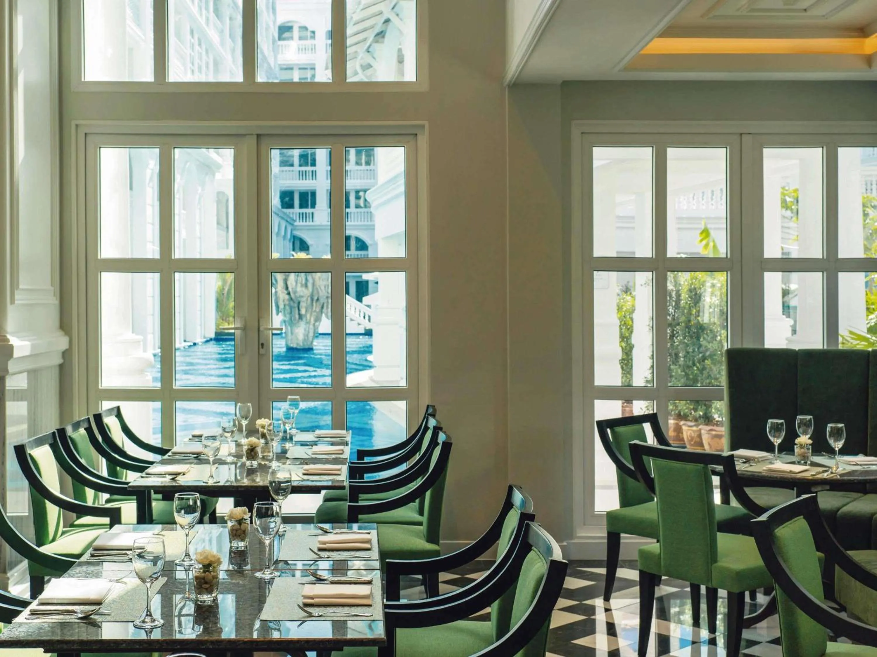 Restaurant/places to eat in Mövenpick Myth Hotel Patong Phuket