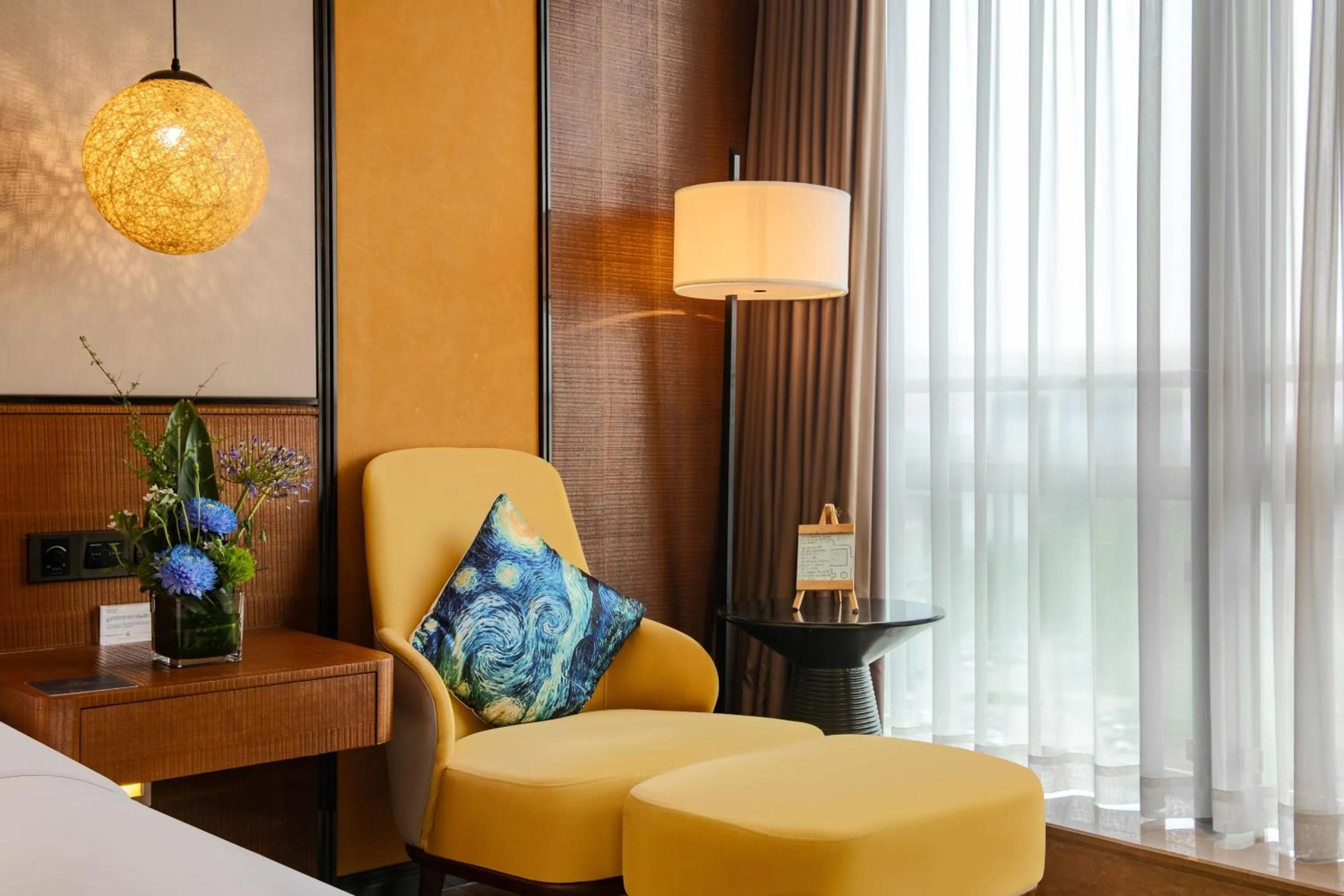 Decorative detail in Hisilk Artwork Center Fliport Coso Hotel