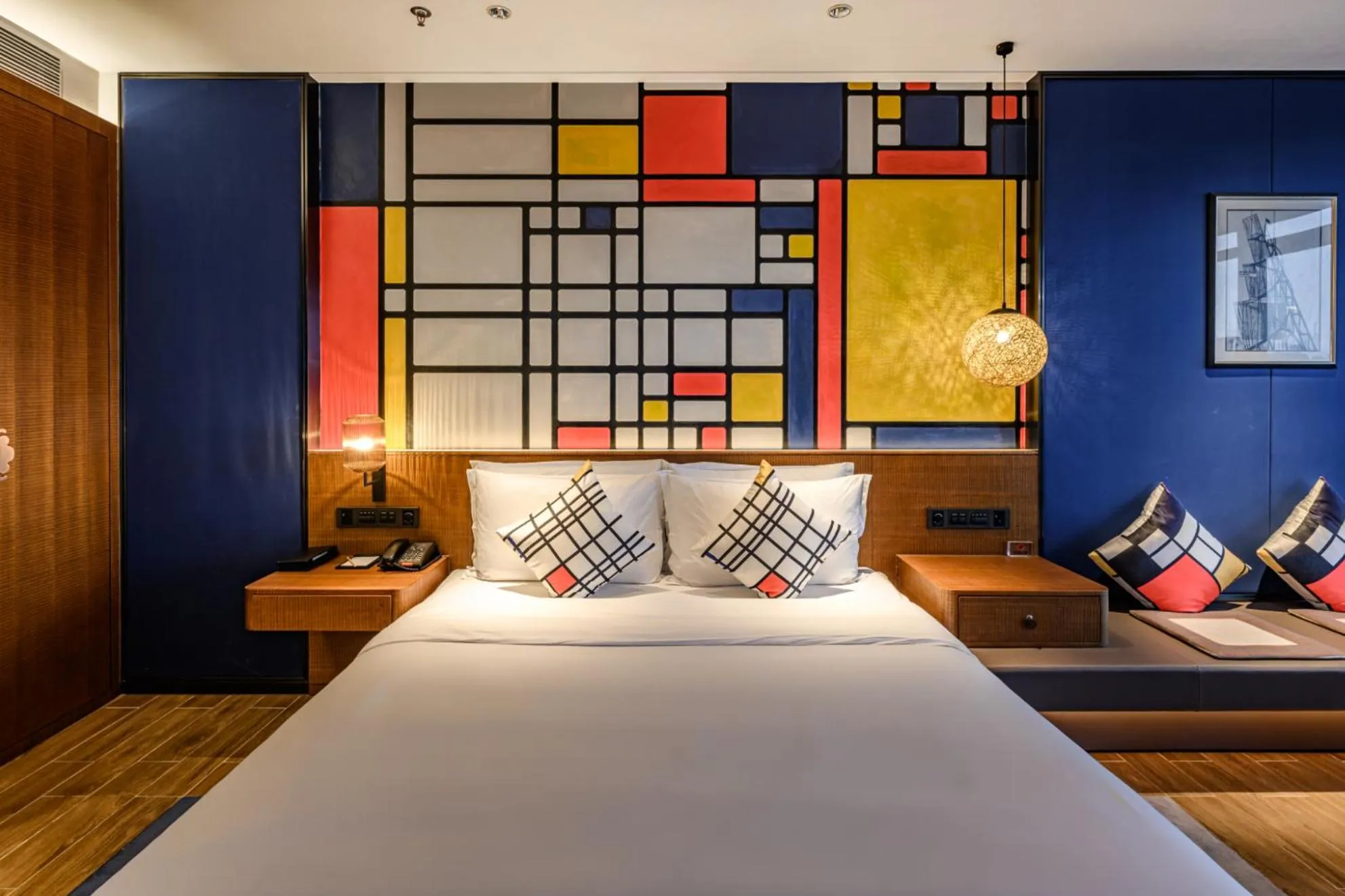 bunk bed, Bed in Hisilk Artwork Center Fliport Coso Hotel