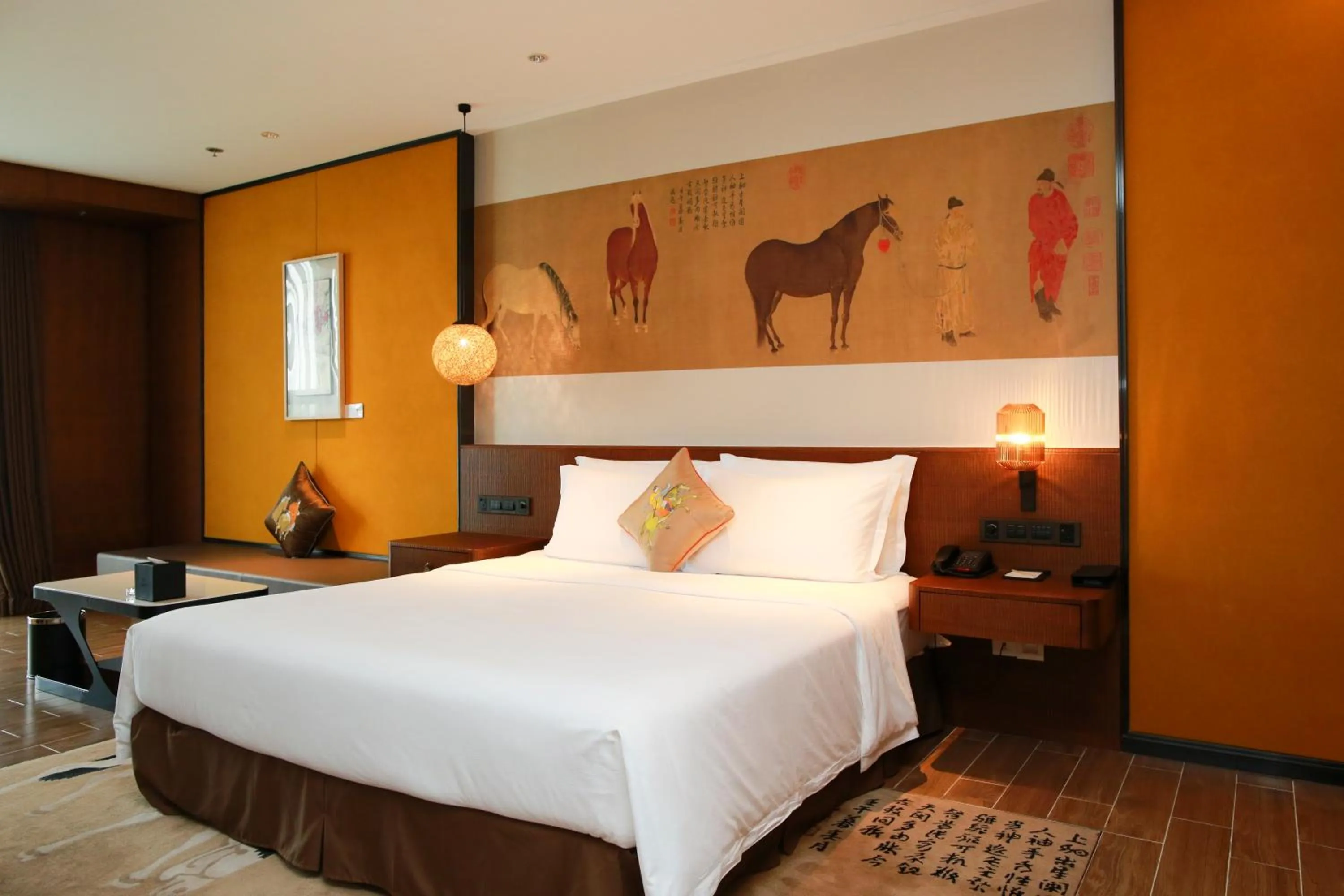 Bedroom, Bed in Hisilk Artwork Center Fliport Coso Hotel