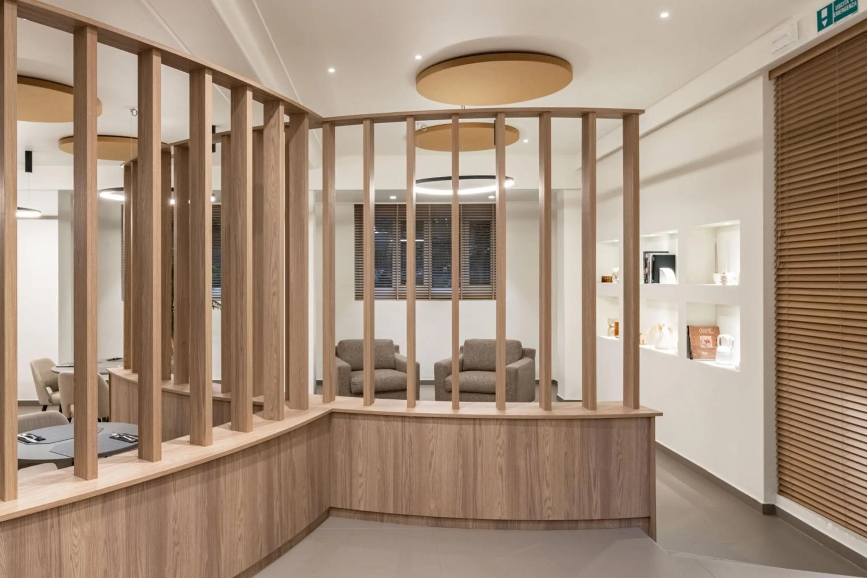 Restaurant/places to eat in Hotel Mealba