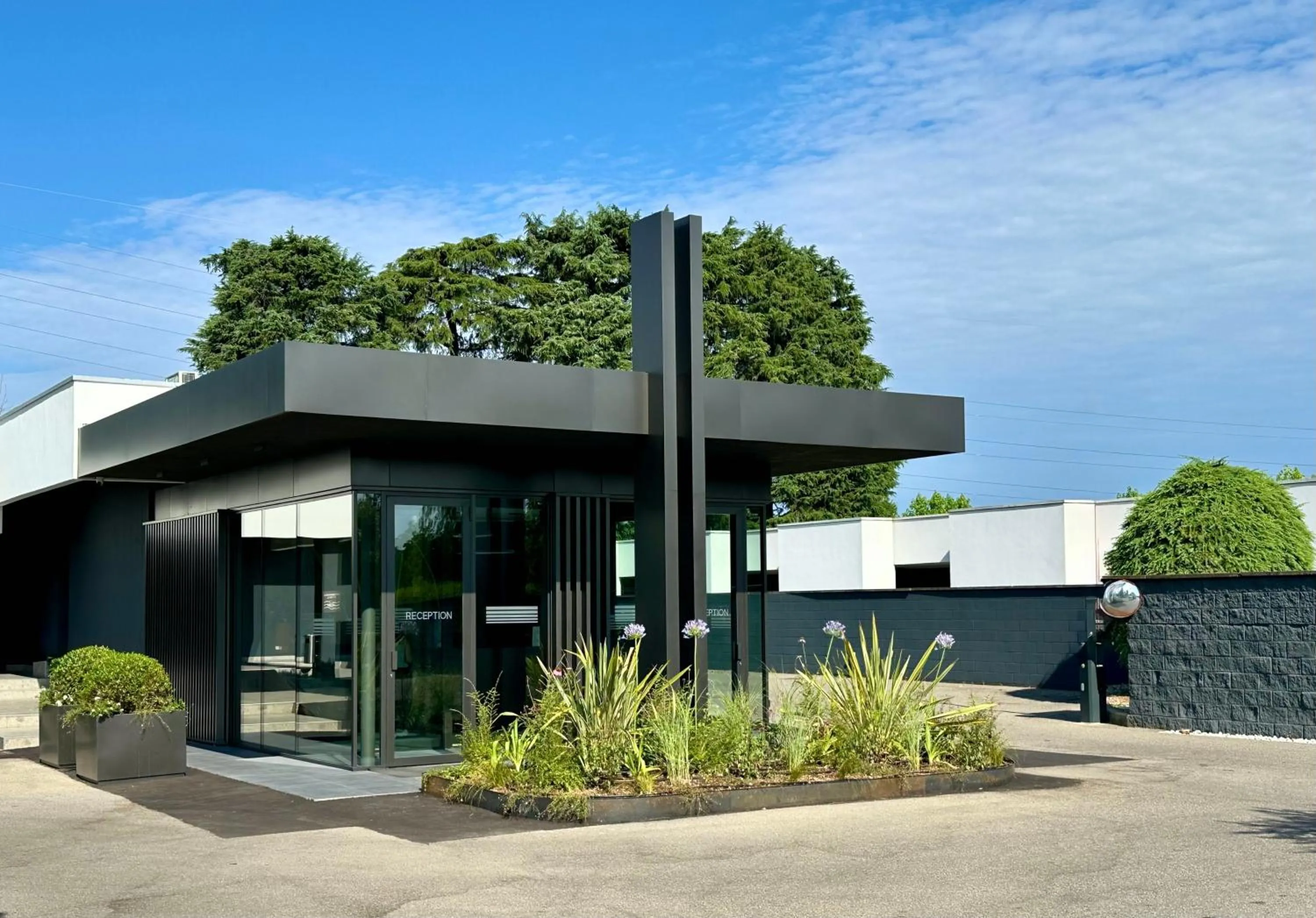 Property building in Hotel Mealba