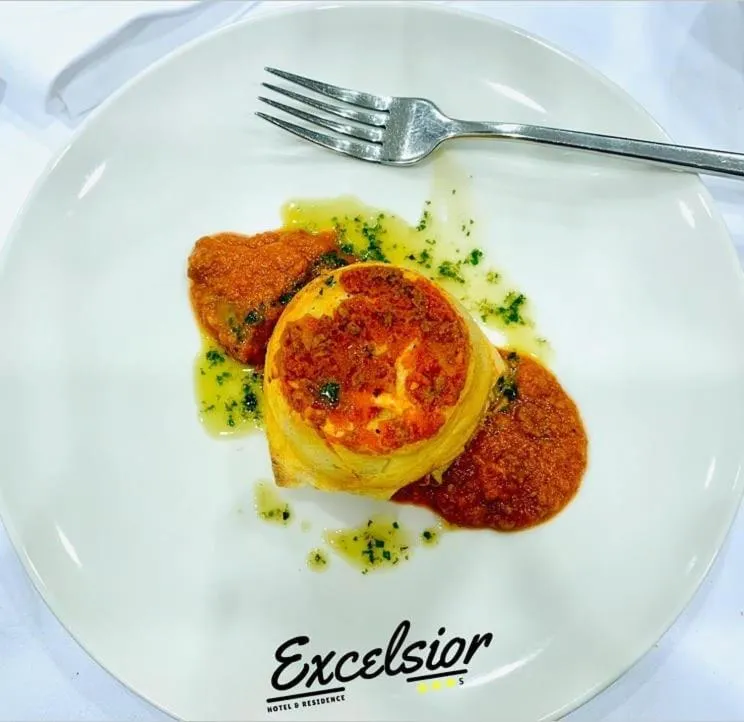 Food and drinks in Hotel Excelsior