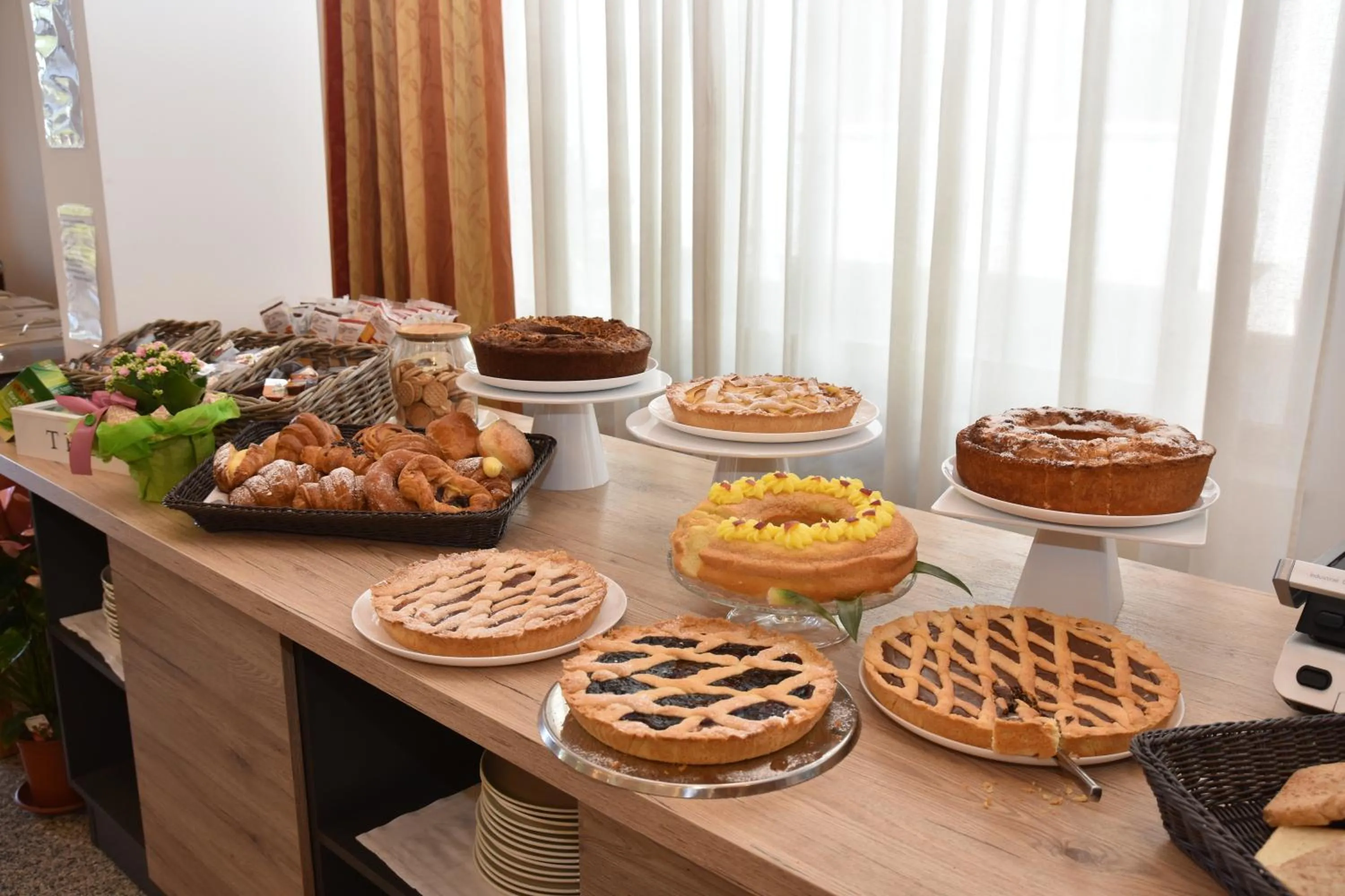 Breakfast in Hotel Excelsior