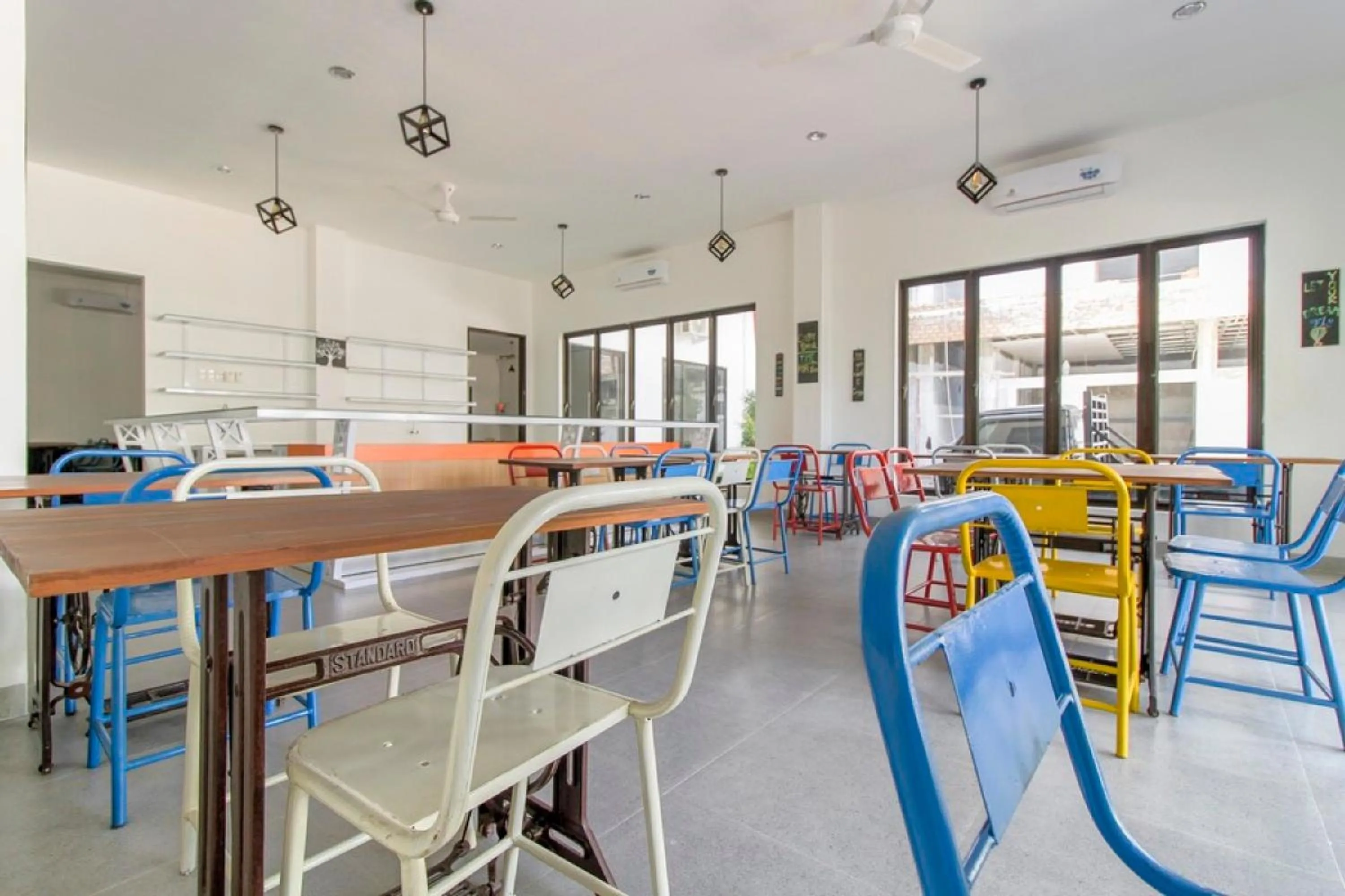 Living room in RedDoorz Premium @ Setiabudi Medan