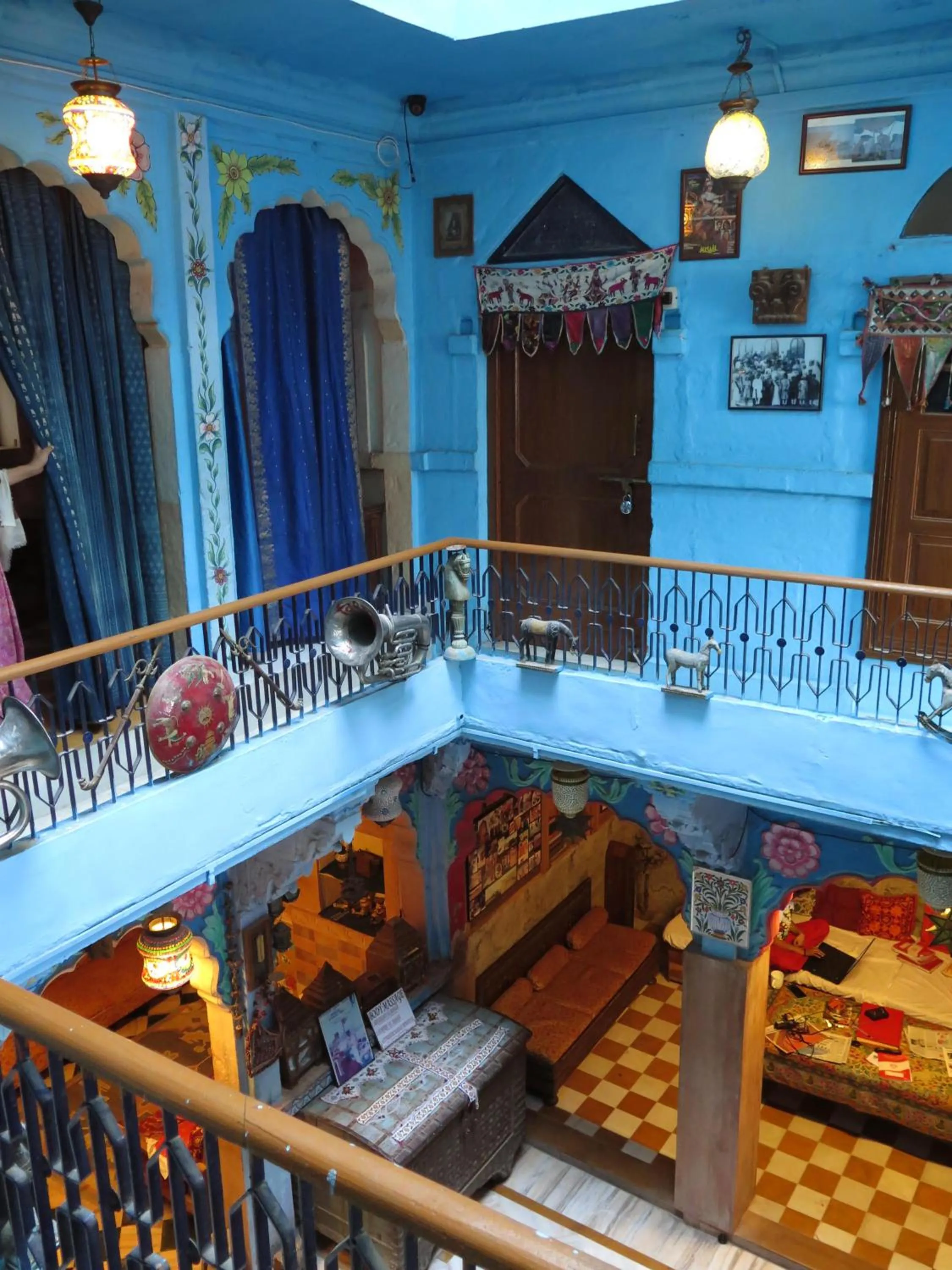 Decorative detail in Yogis Guest House