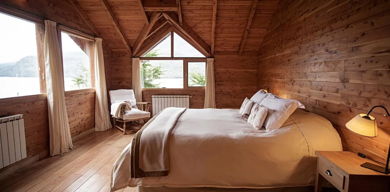 Bed in Aguas Arriba Lodge