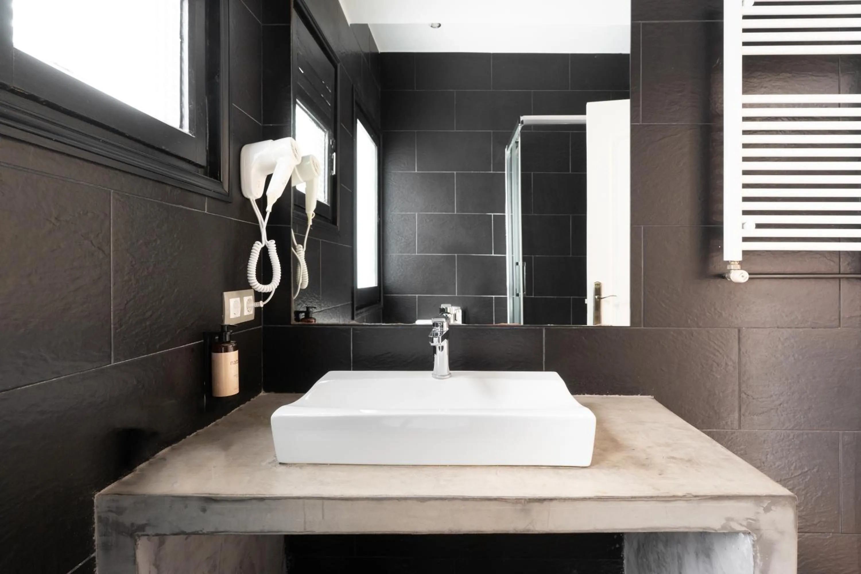 Bathroom in TSA Gran Via