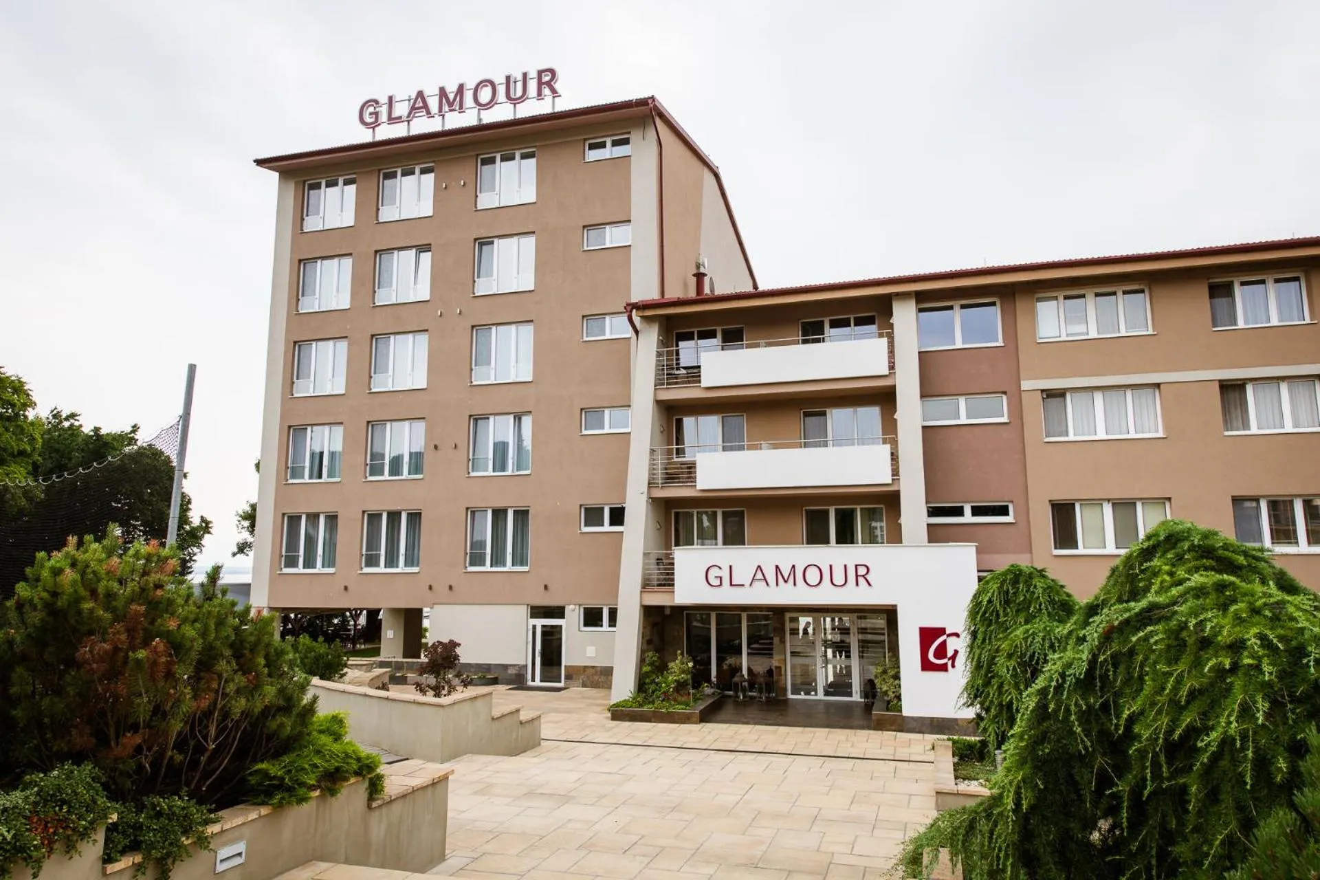 Property building in Hotel Glamour