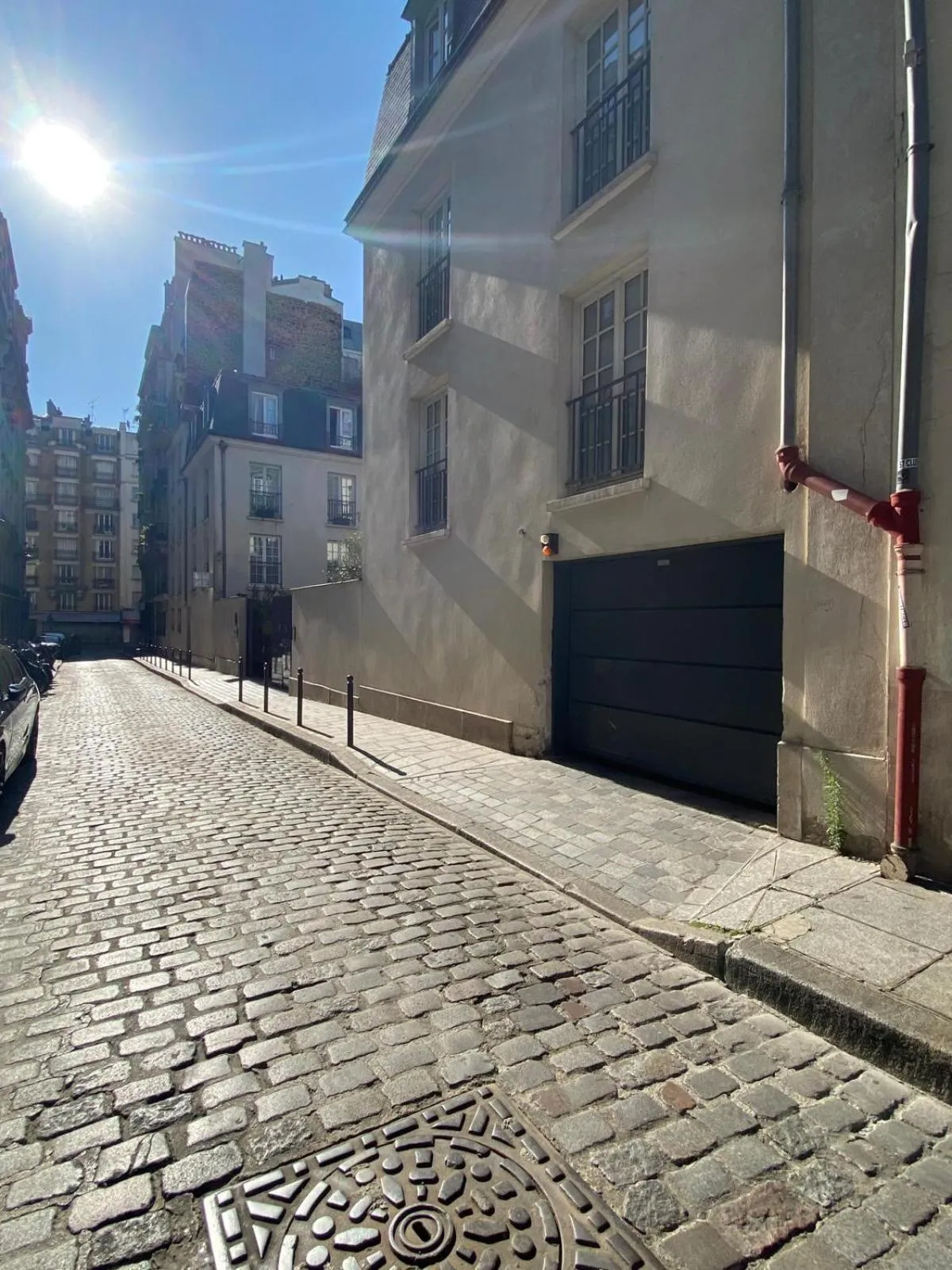 Parking in Kube Hôtel Paris