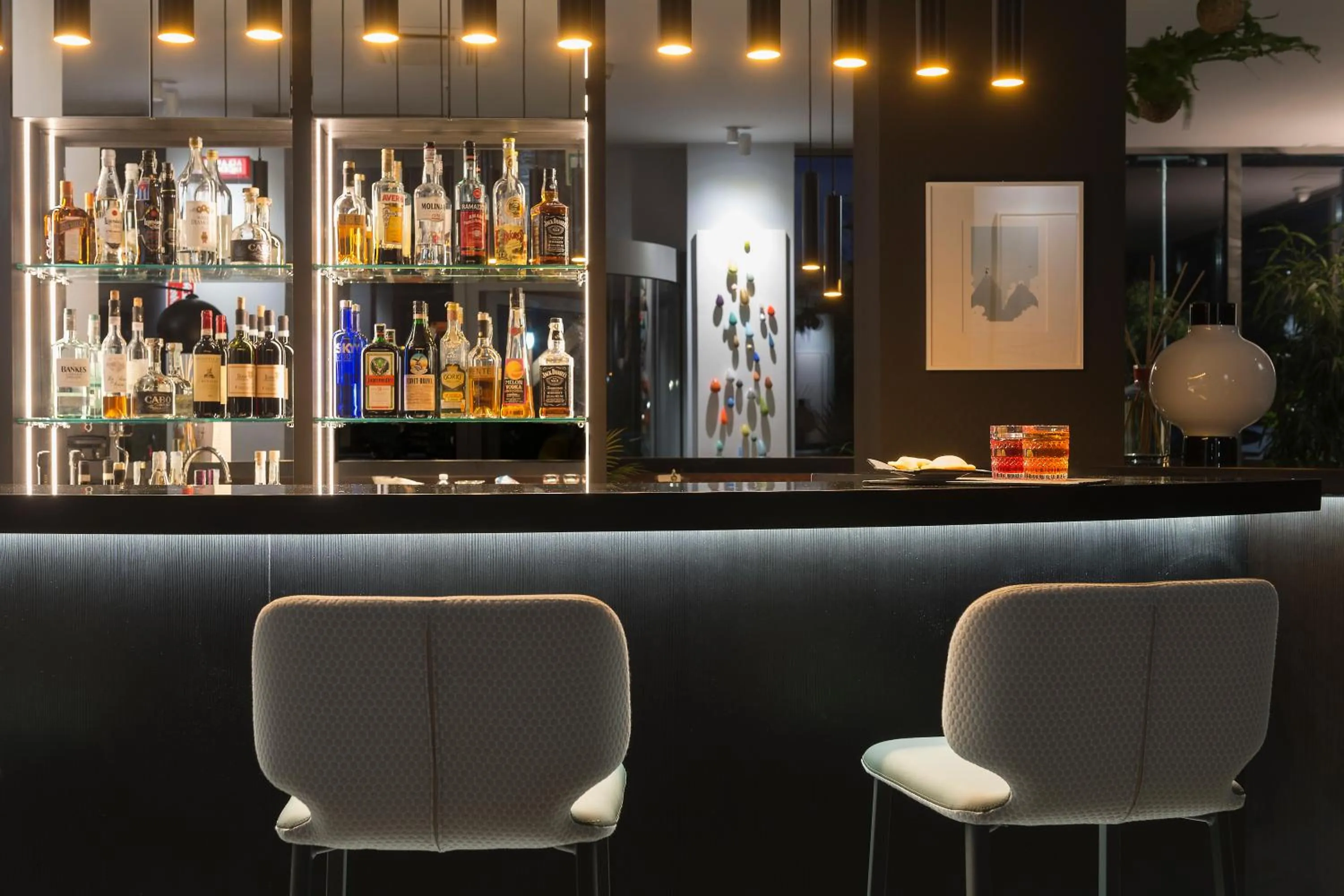 Lounge or bar in Elizabeth Lifestyle Hotel