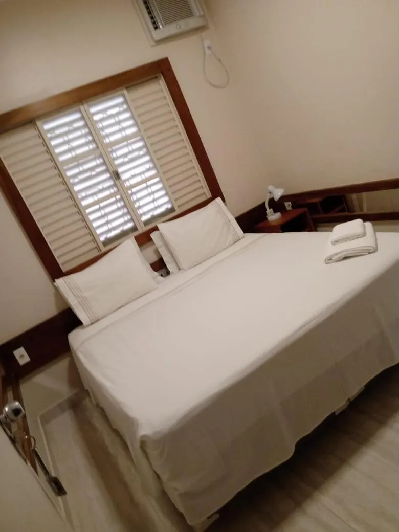 Bed in Leme Plaza Hotel