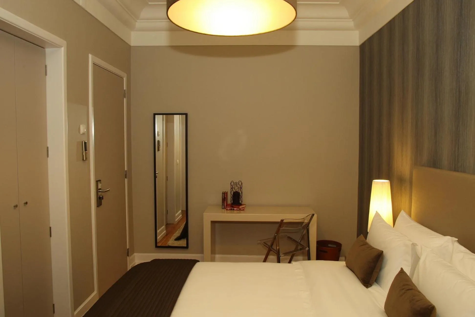 Bedroom, Bed in Castilho House