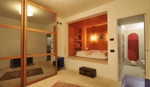 Photo of the whole room, Bed in Au Petit Chevrot