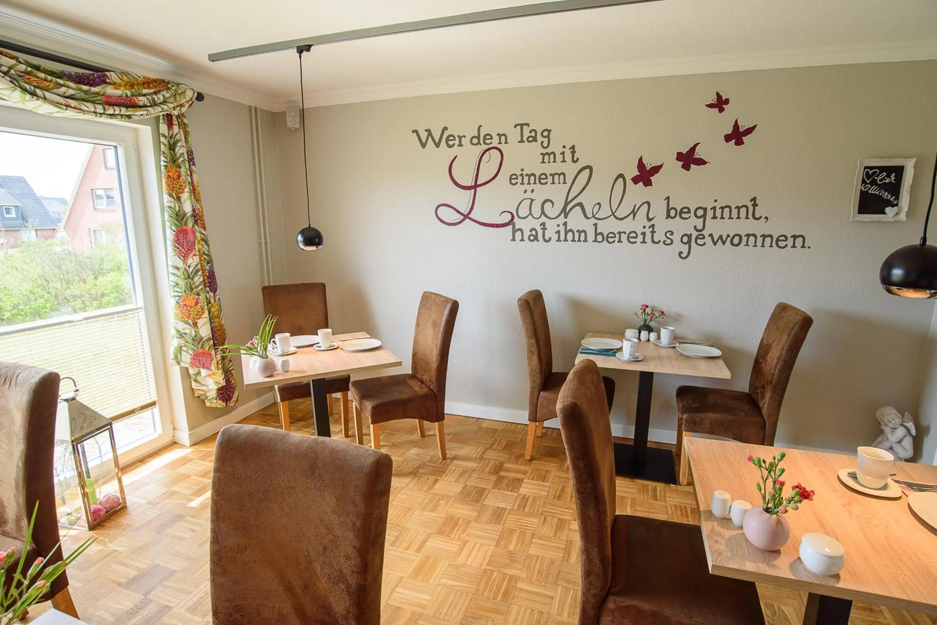 Restaurant/places to eat in Pension Luuward 3 Sterne superior Hotel