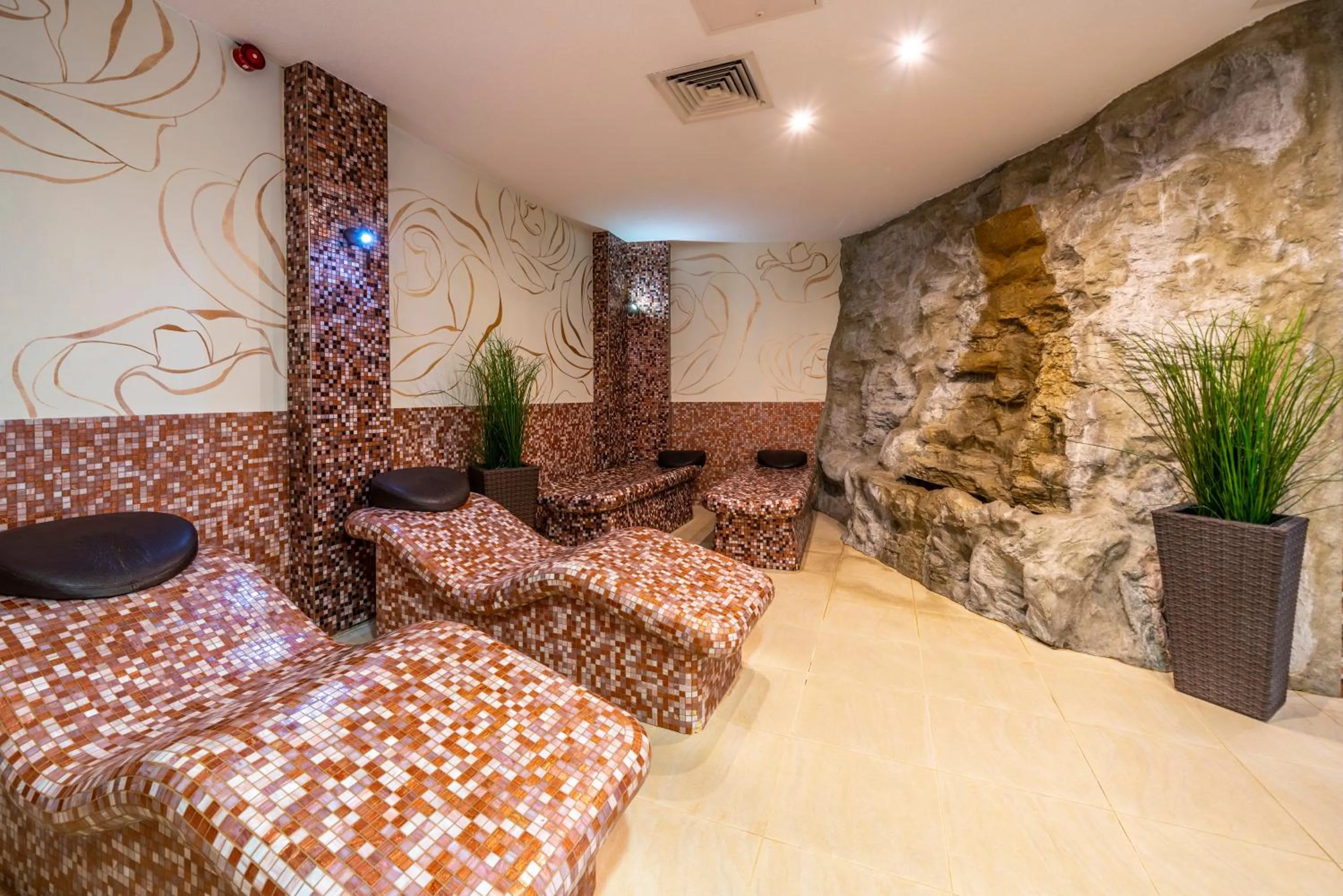 Steam room in Hotel Leda Spa - Adults Only