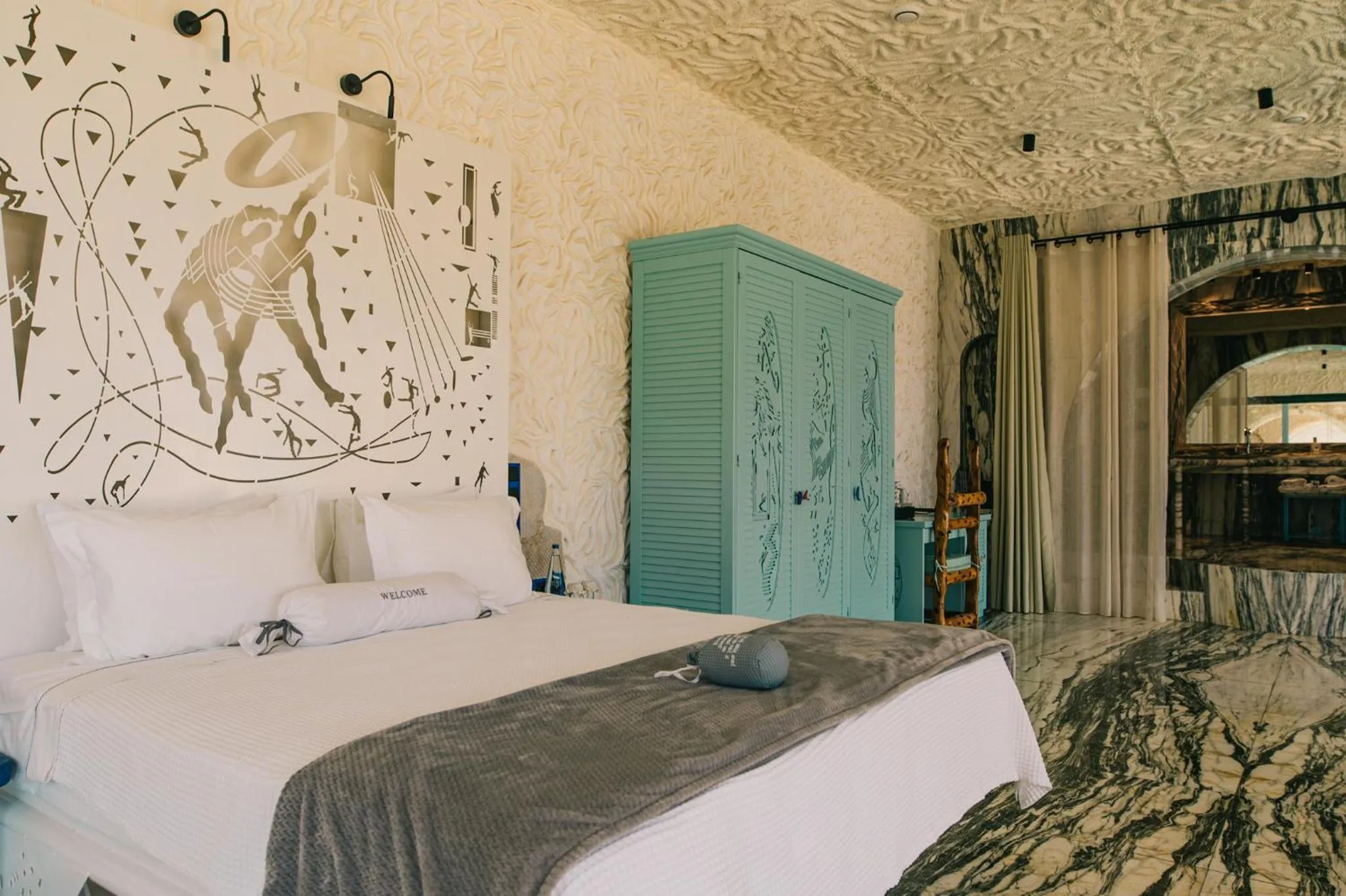 Bedroom, Bed in Calilo