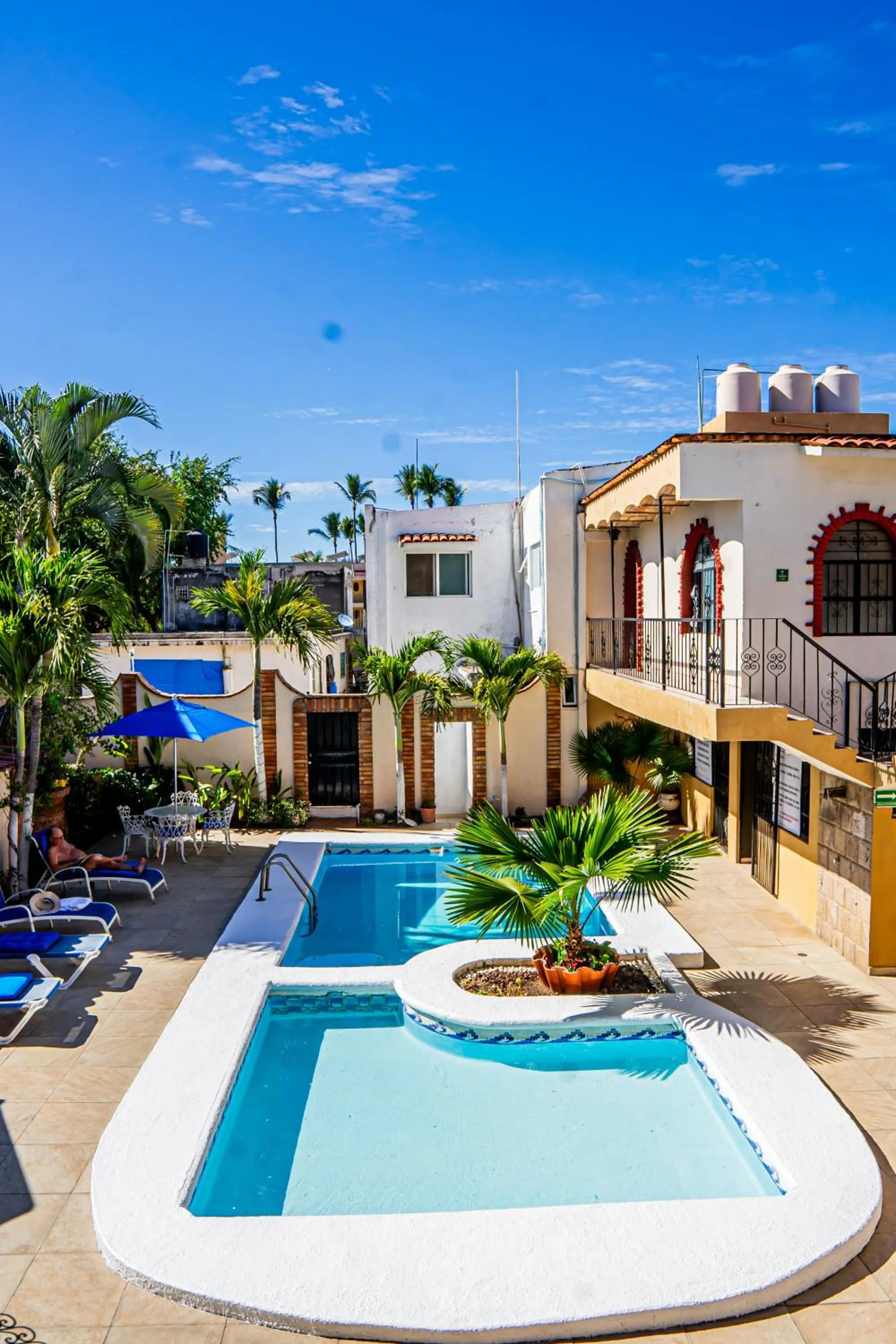 Swimming pool in Bungalows Maria Teresa