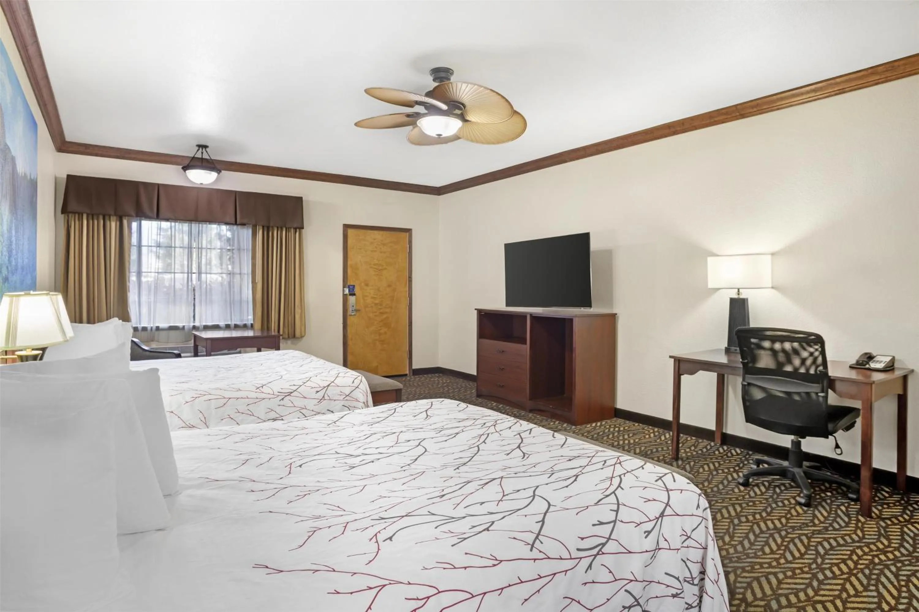 Bedroom, Bed in Best Western Plus Yosemite Gateway Inn