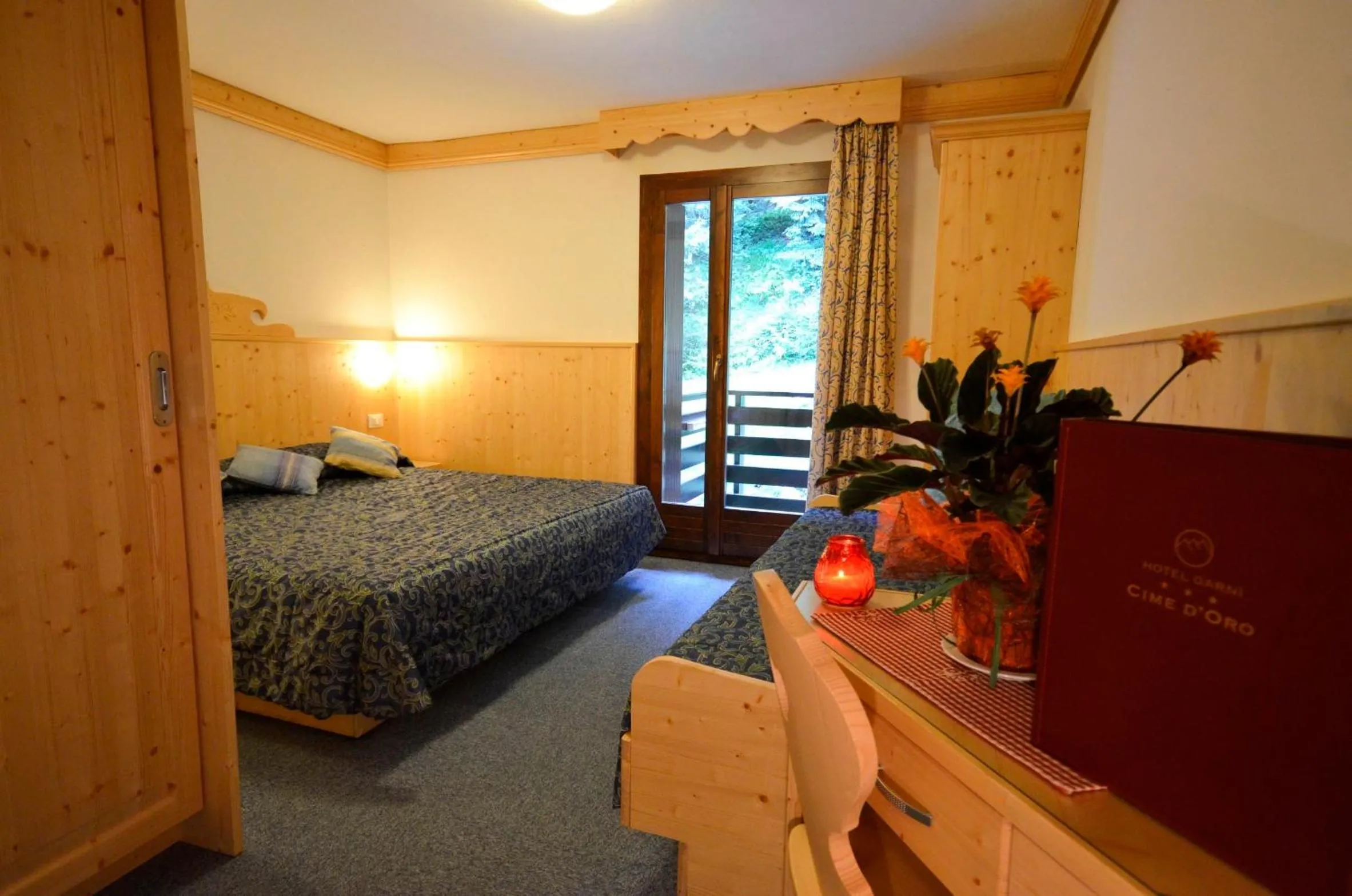 Photo of the whole room, Bed in Hotel Cime D'Oro