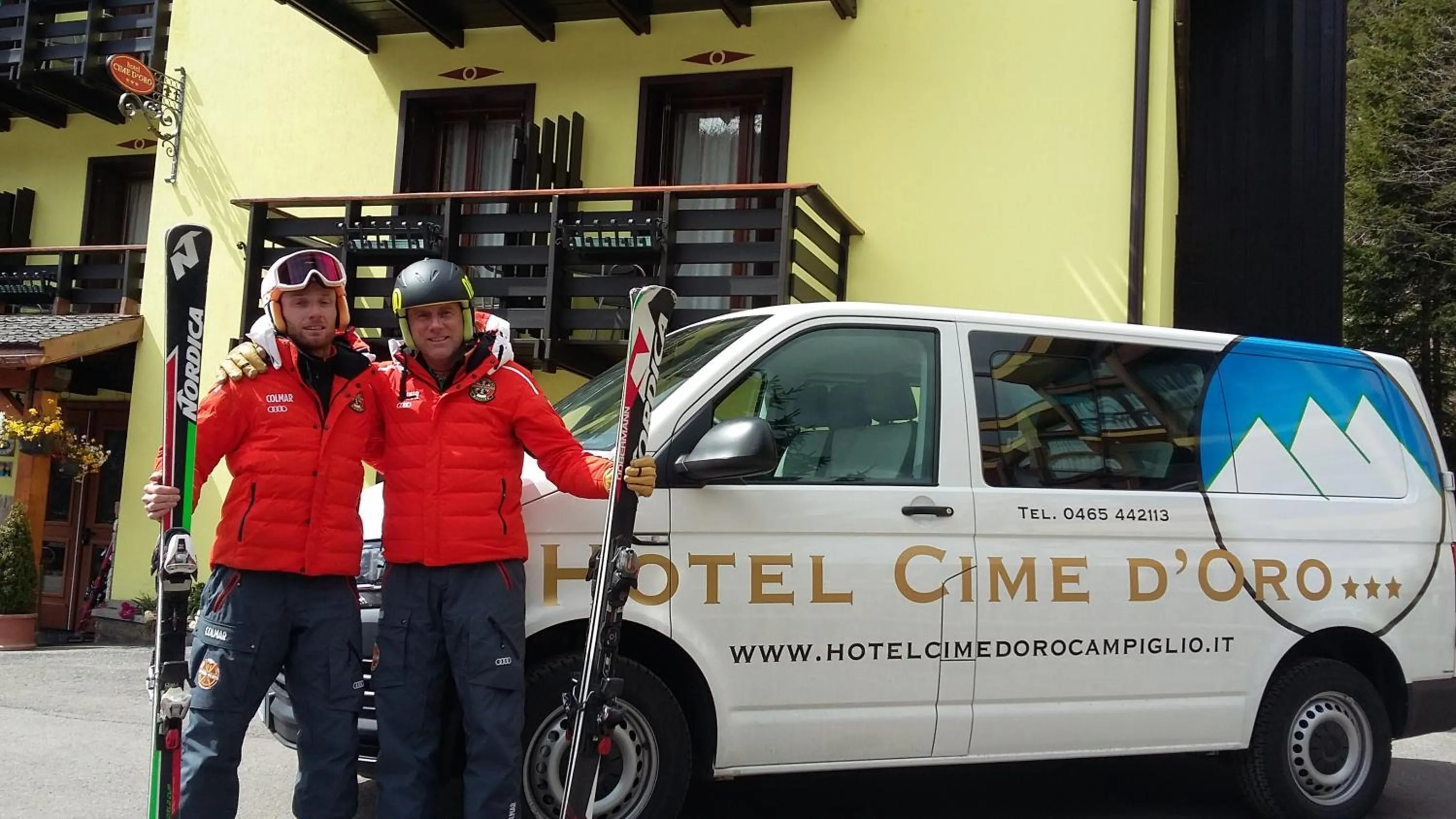 Ski School in Hotel Cime D'Oro