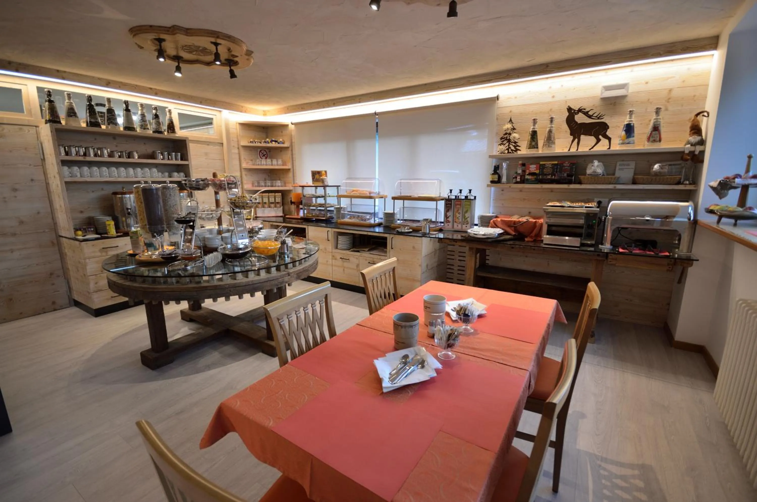 Breakfast in Hotel Cime D'Oro