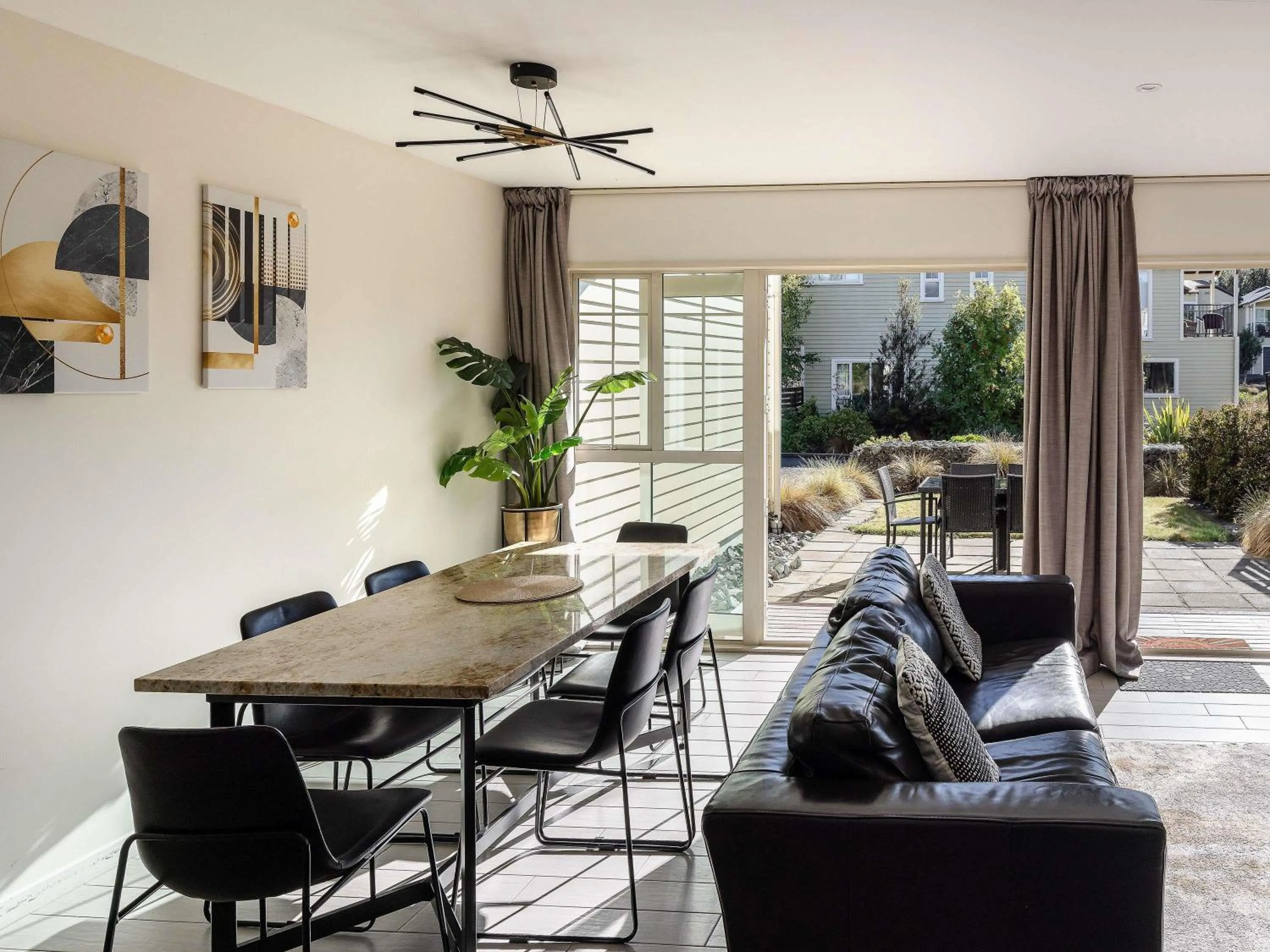 Bedroom in Mantra Lake Tekapo