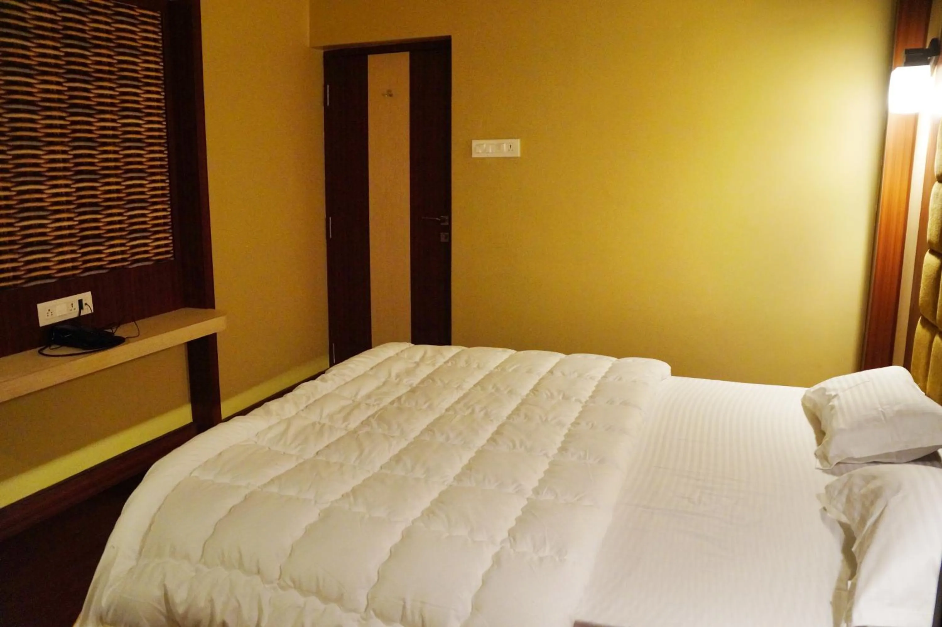 Bed in Backpackers Park Varanasi