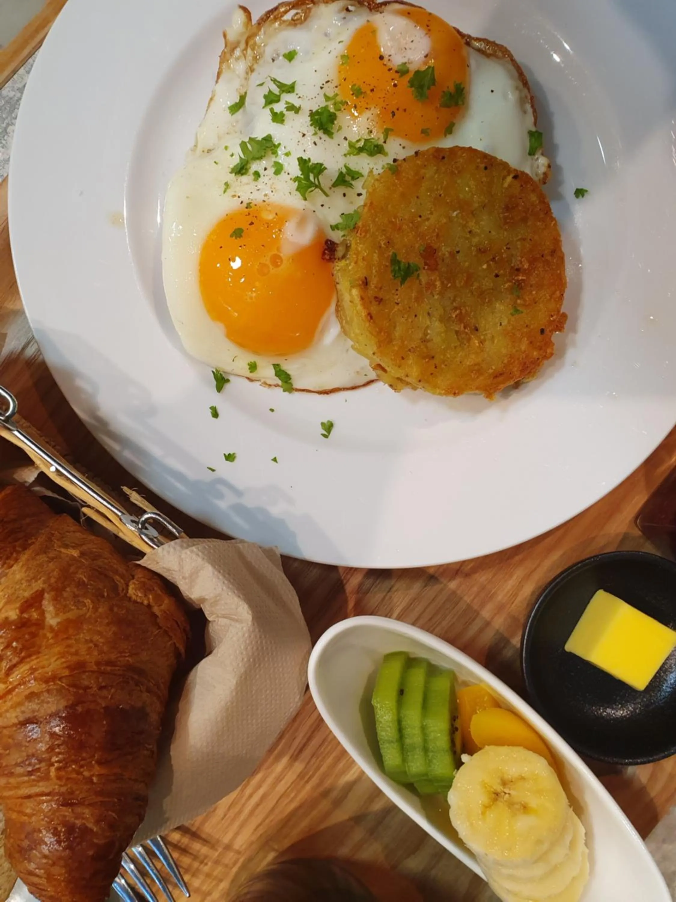 Food and drinks in Whangaparaoa Lodge