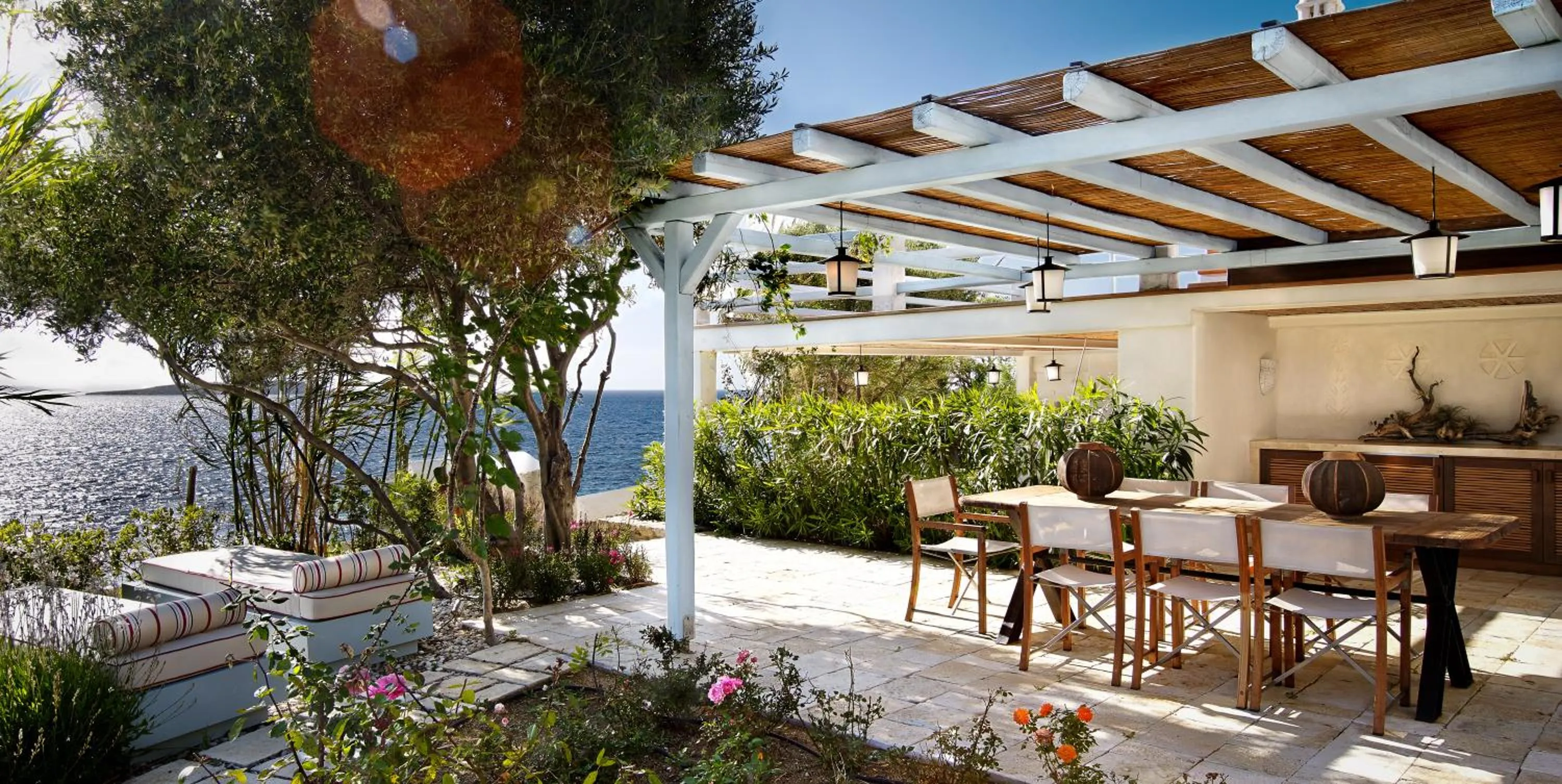 Patio in Belvedere Mykonos - Waterfront Villa & Suites - The Leading Hotels of the World