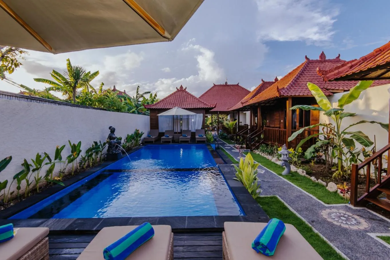 Swimming pool in Lembongan Small Heaven Bungalow