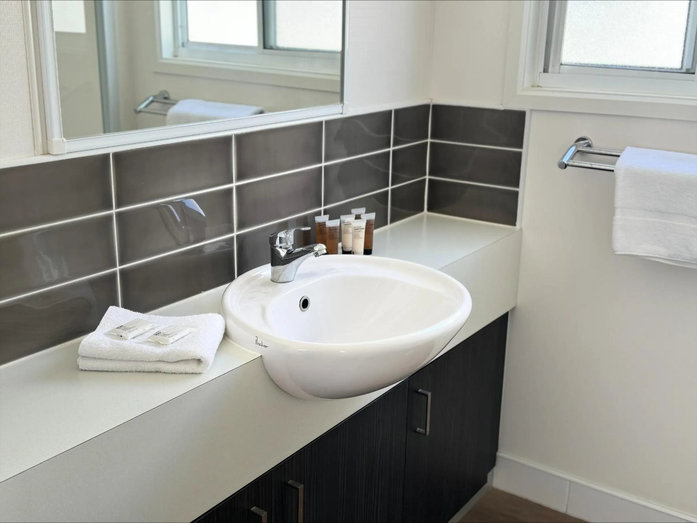 Bathroom in Kaloha Holiday Resort Phillip Island