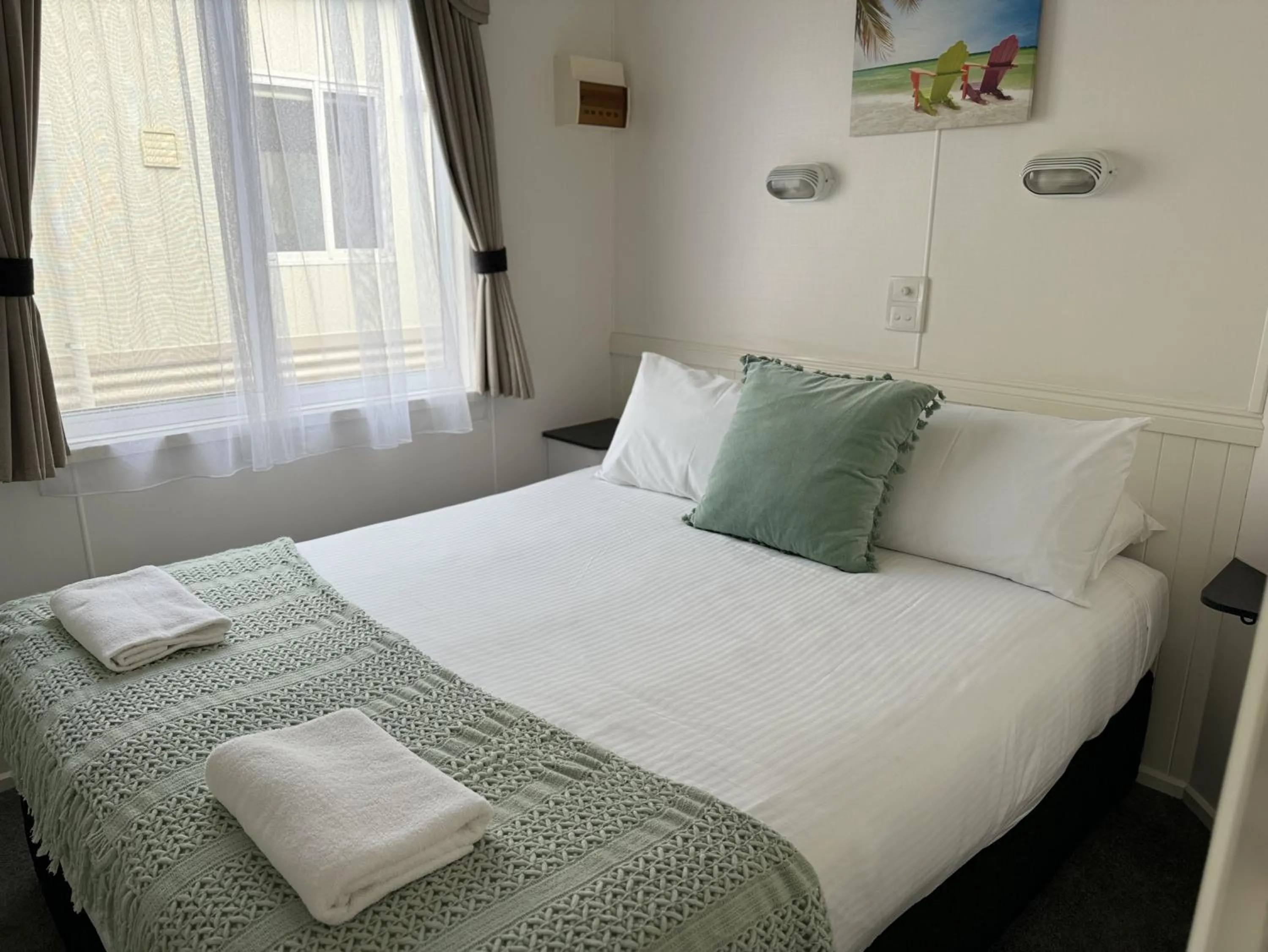 Bedroom, Bed in Kaloha Holiday Resort Phillip Island