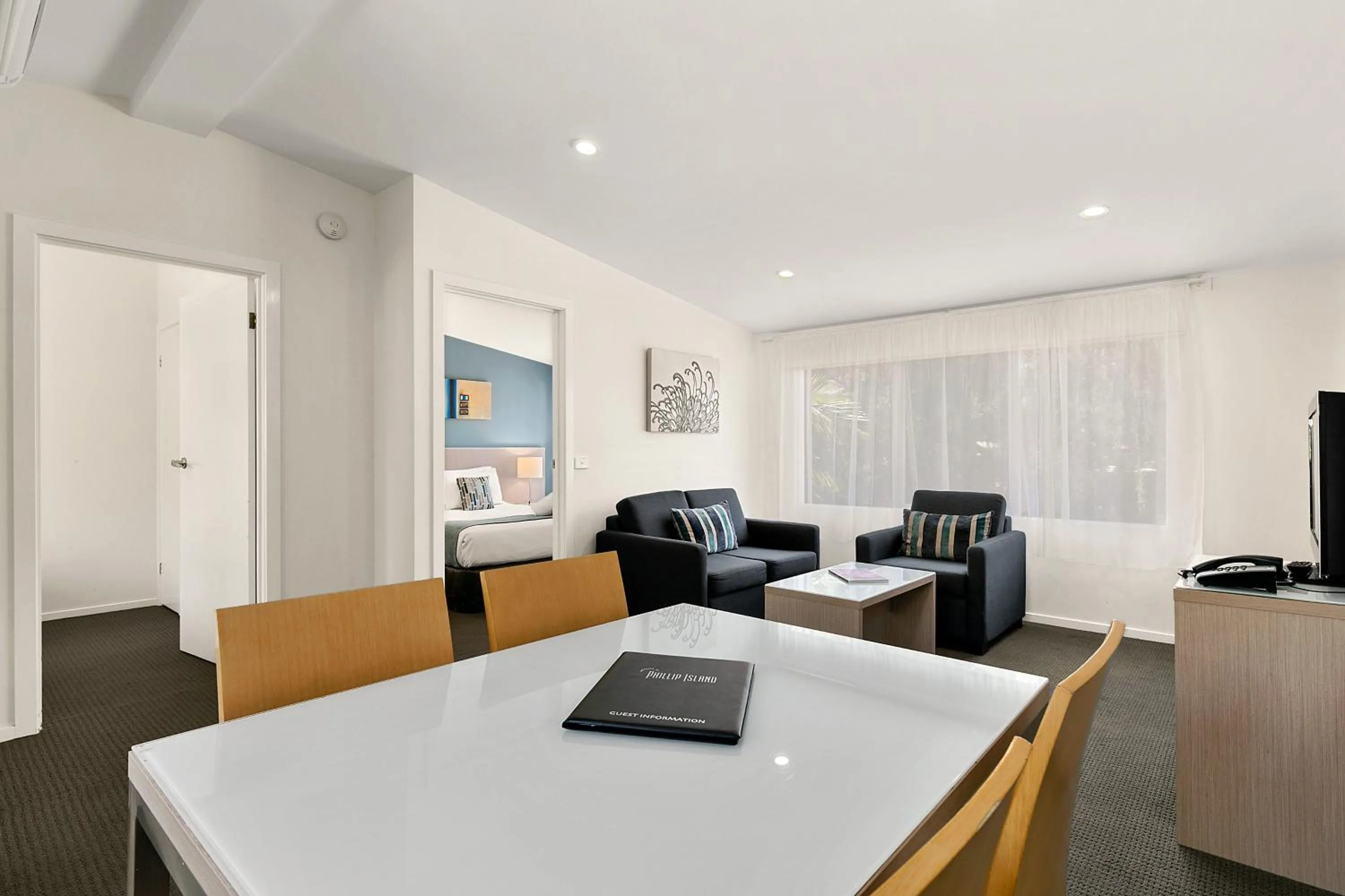 Dining area in Kaloha Holiday Resort Phillip Island