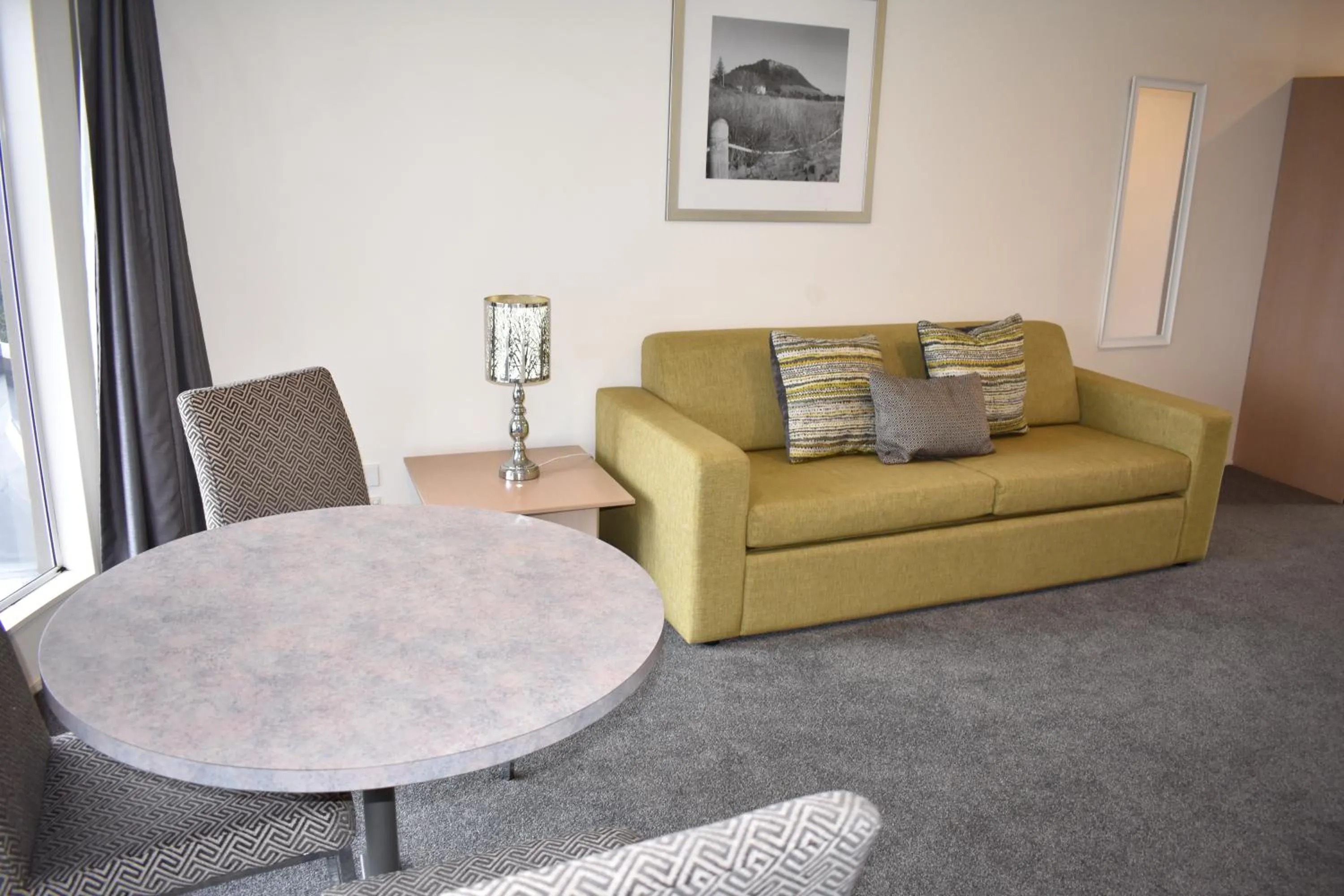 Living room in Baywatch Motor Inn