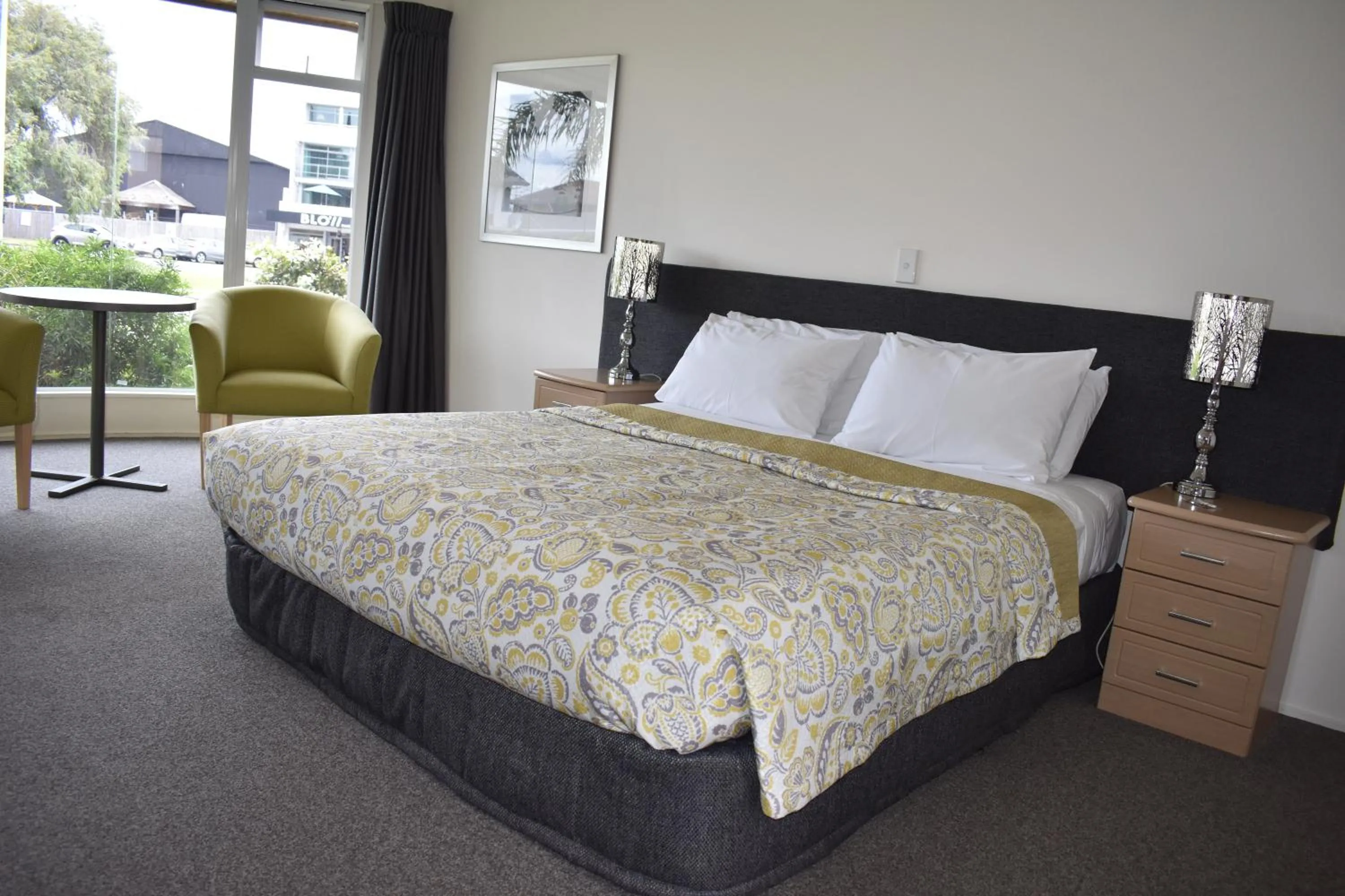 Bed in Baywatch Motor Inn