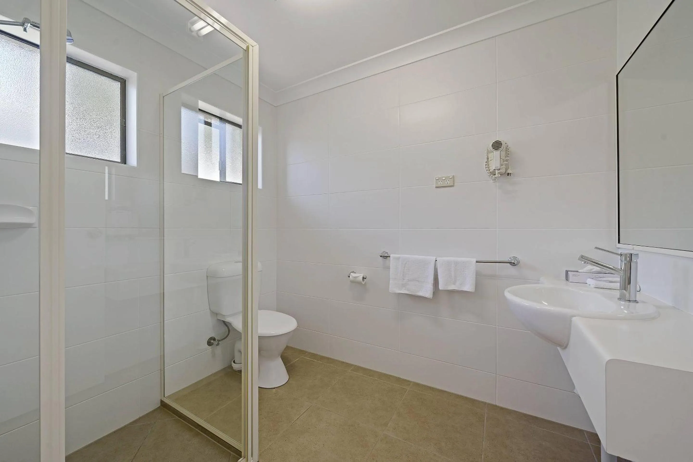 Bedroom in Comfort Inn Glenfield