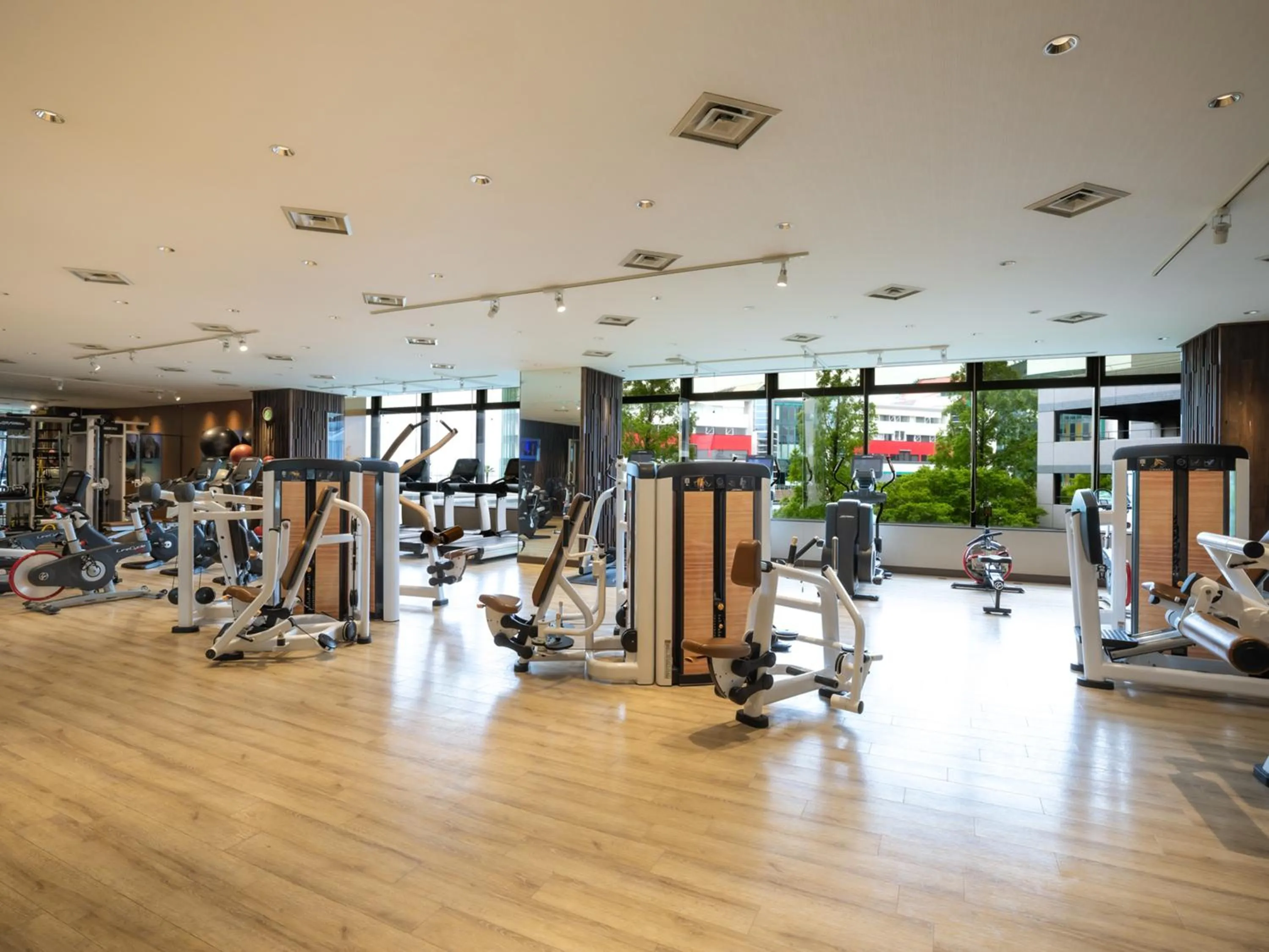 Fitness centre/facilities in Grand Prince Hotel Osaka Bay
