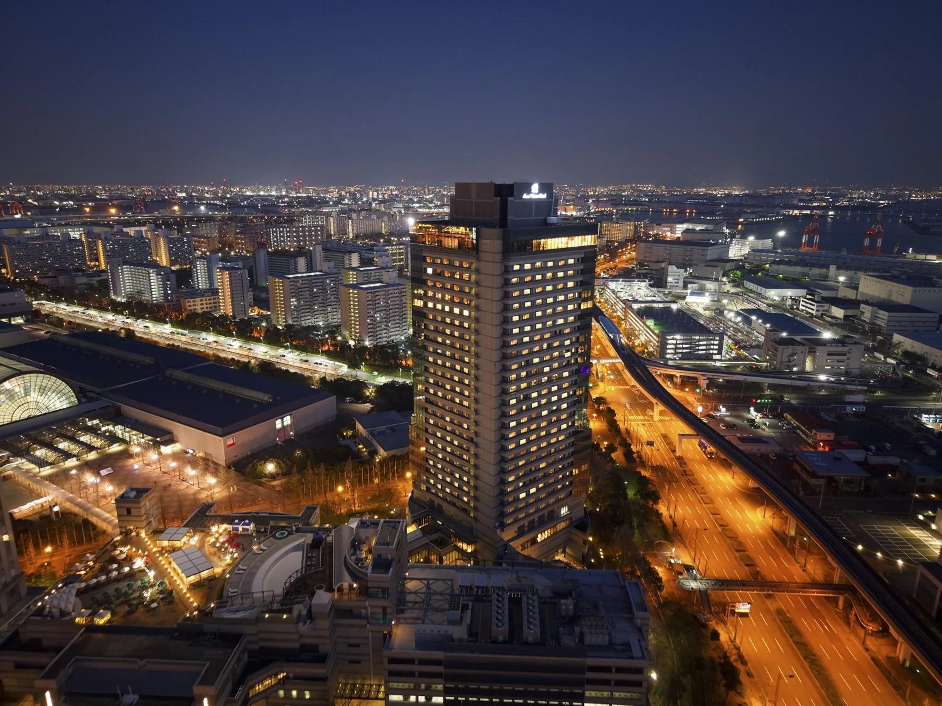 Property building in Grand Prince Hotel Osaka Bay