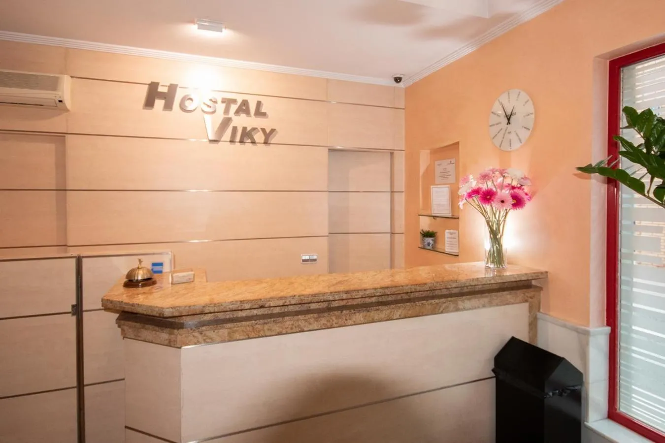 Lobby or reception in Hostal Viky