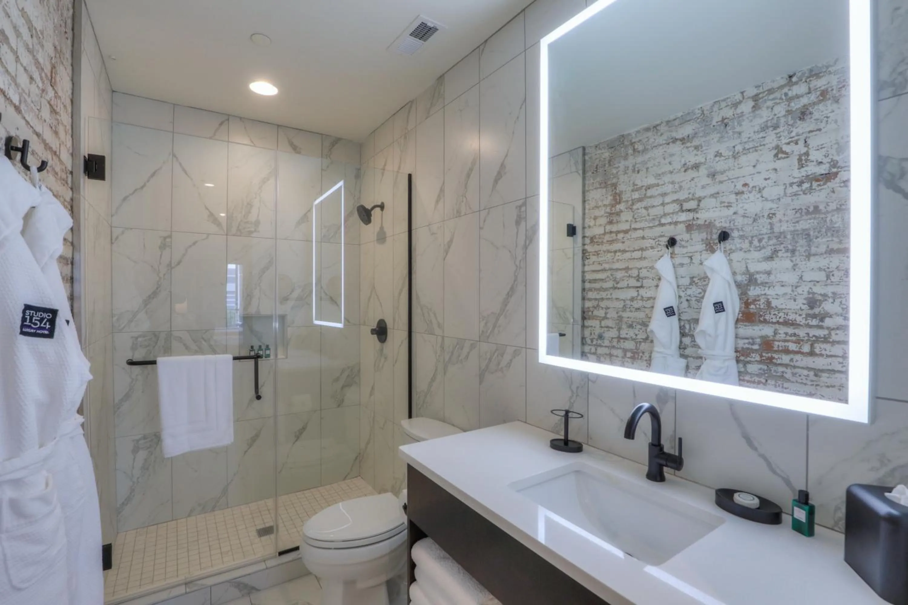 Bathroom in Studio 154 Hotel