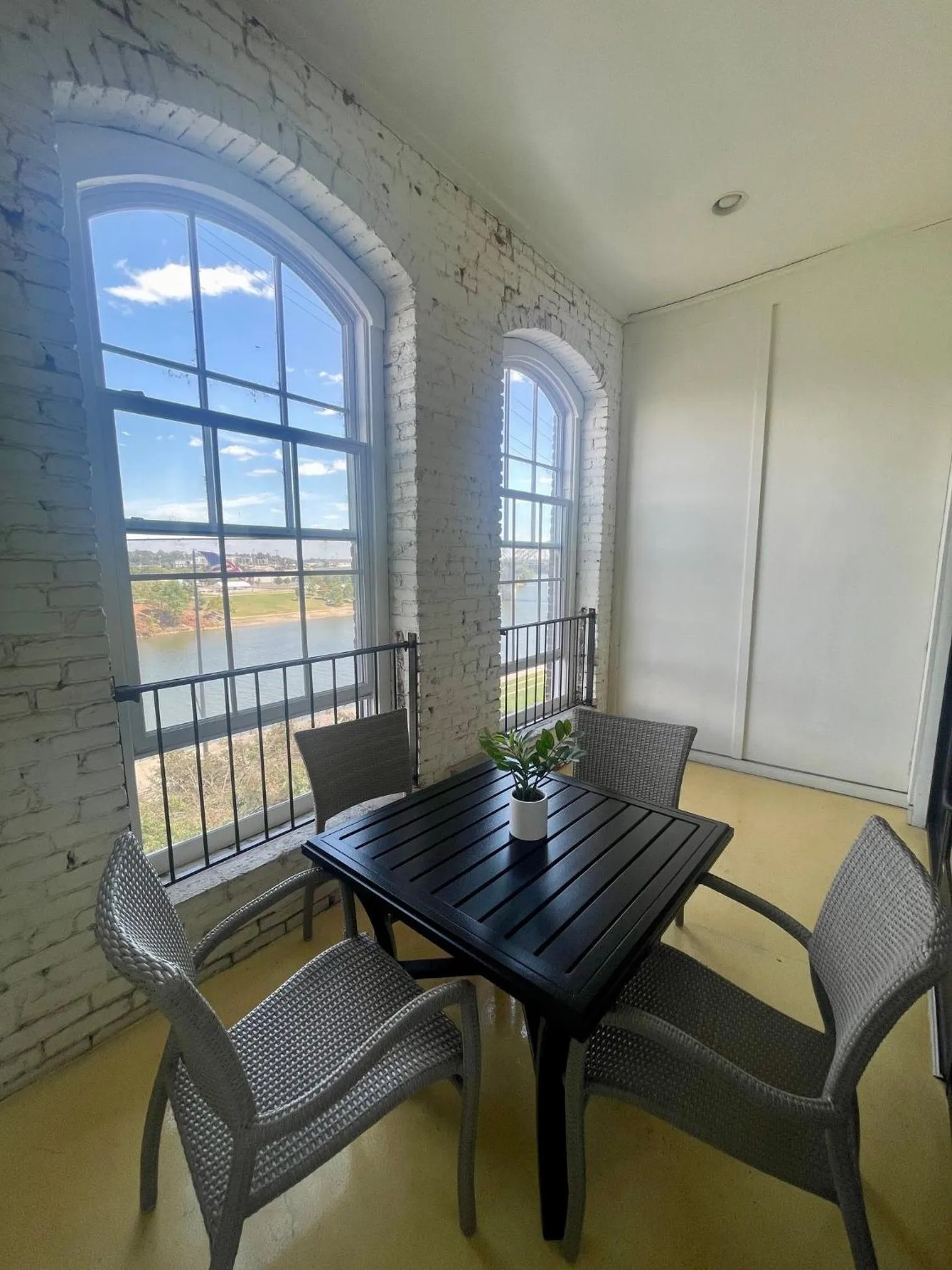 Balcony/Terrace in Studio 154 Hotel