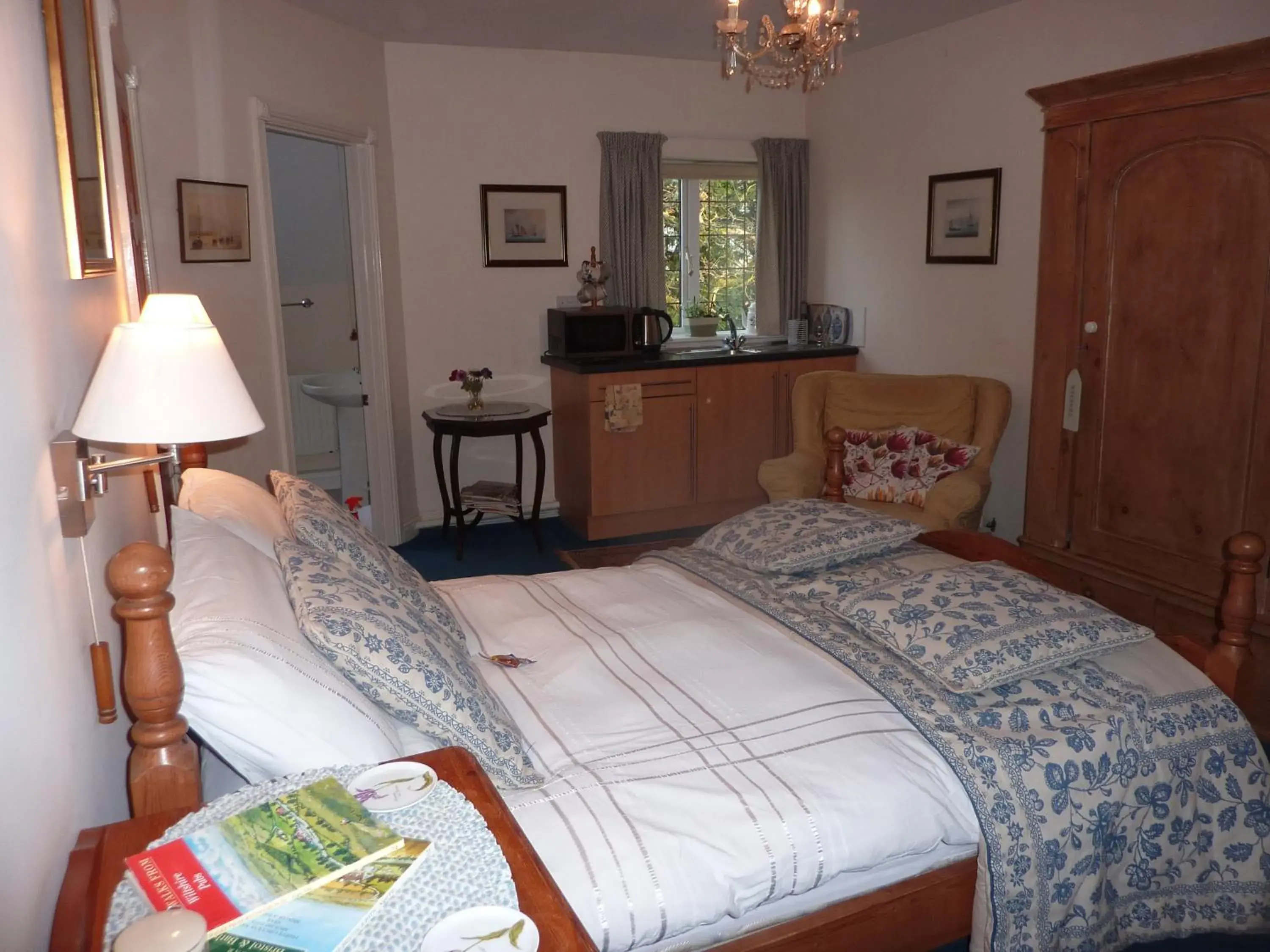 Double Room - single occupancy in Maunditts House Double Room - single occupancy in Maunditts House