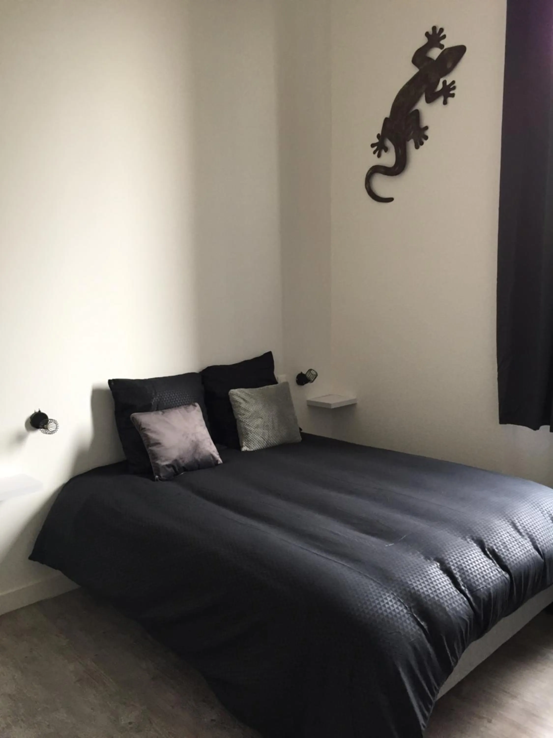 Bed in chateau fourclins