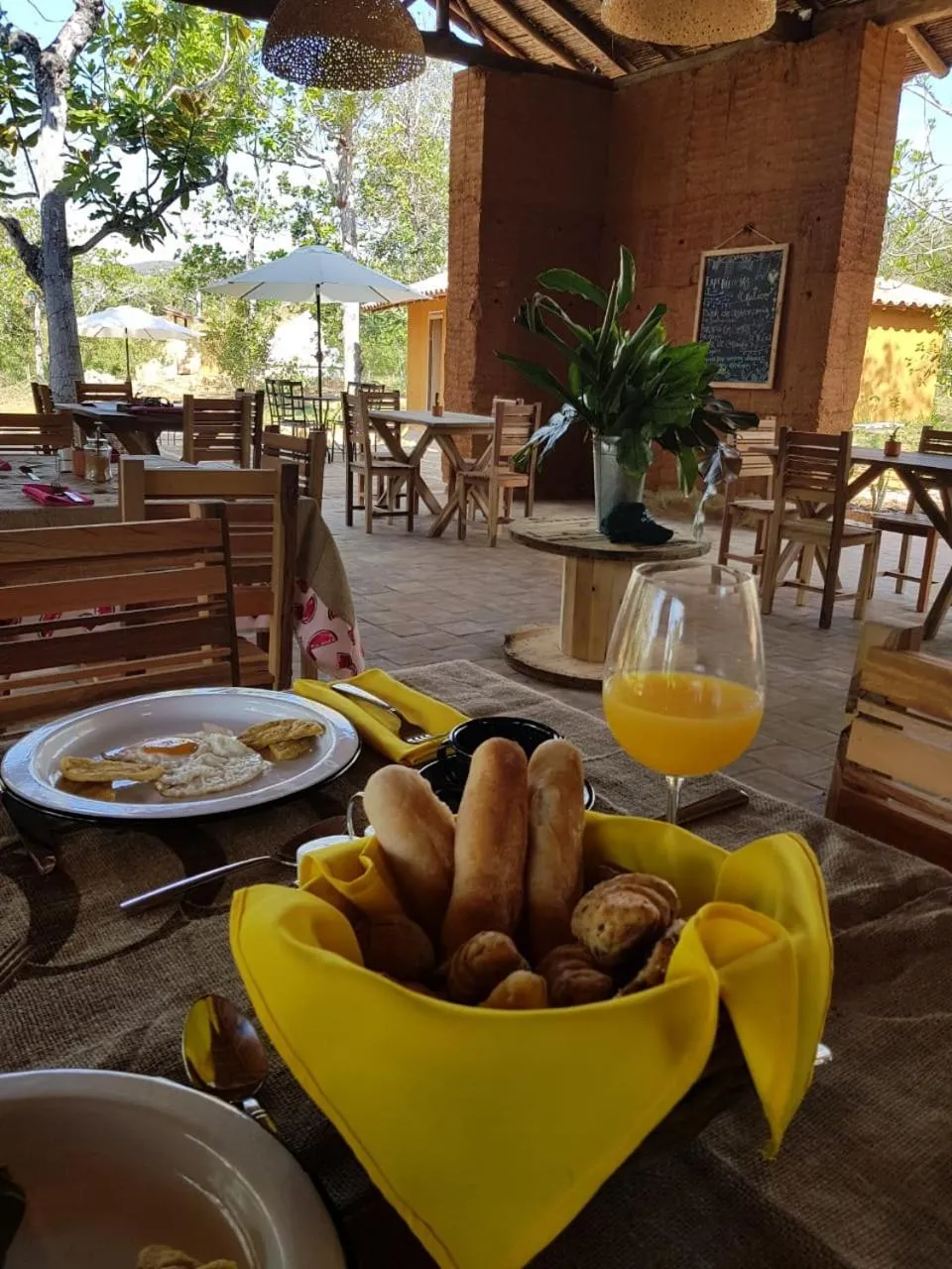 Breakfast in Nativo Glamping