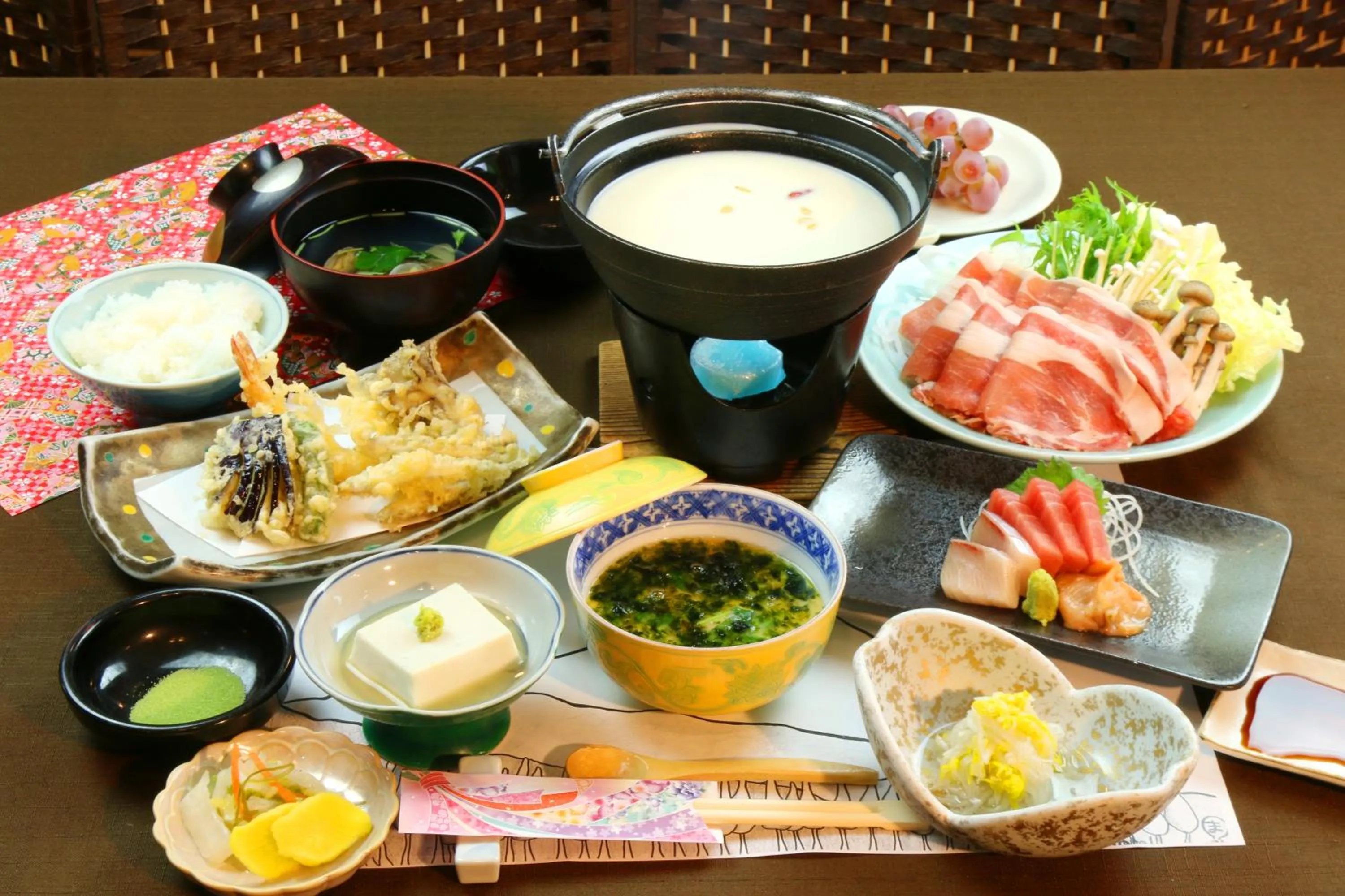 Dining area in Shoji Mount Hotel