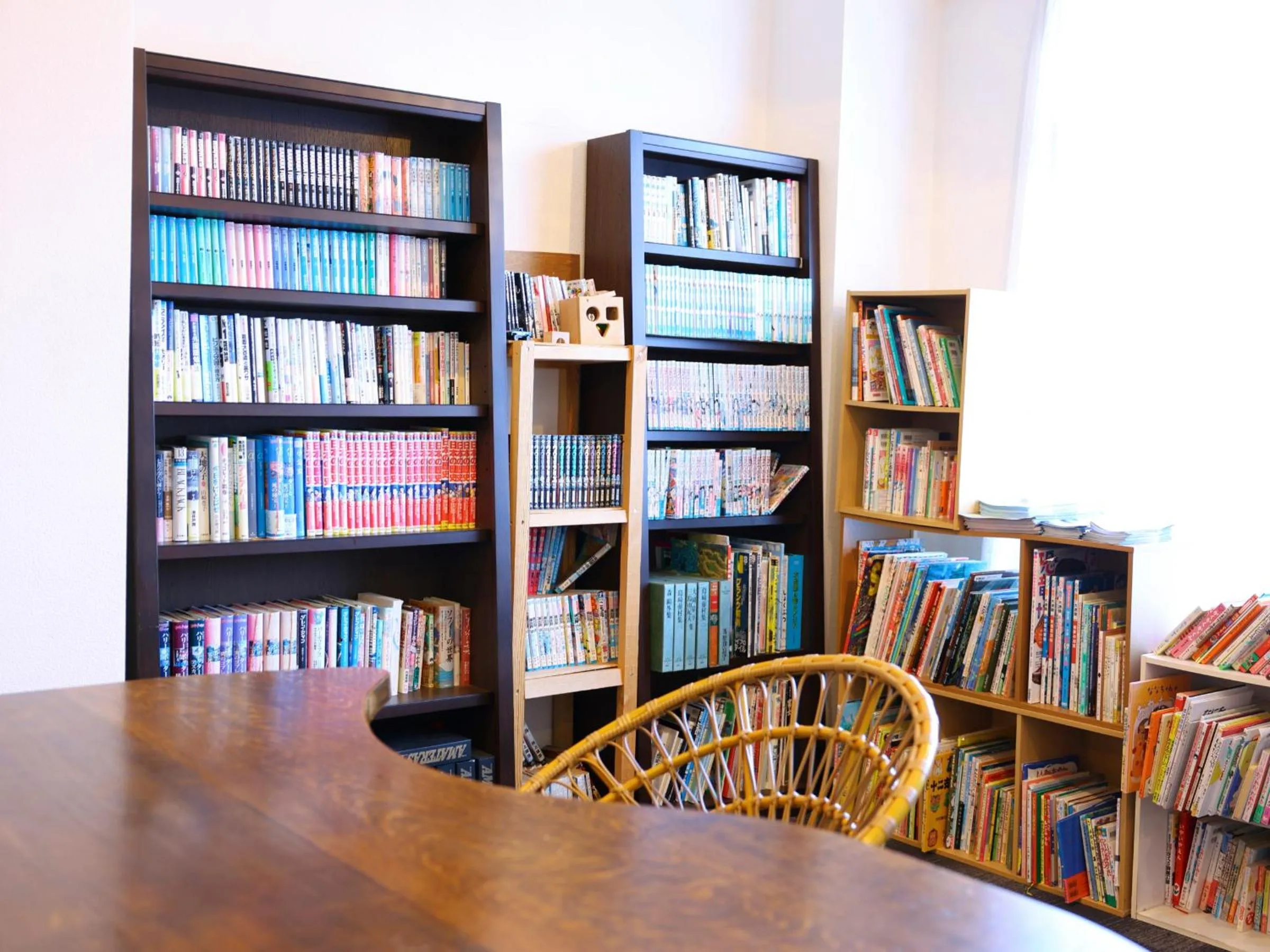 Library in Shoji Mount Hotel