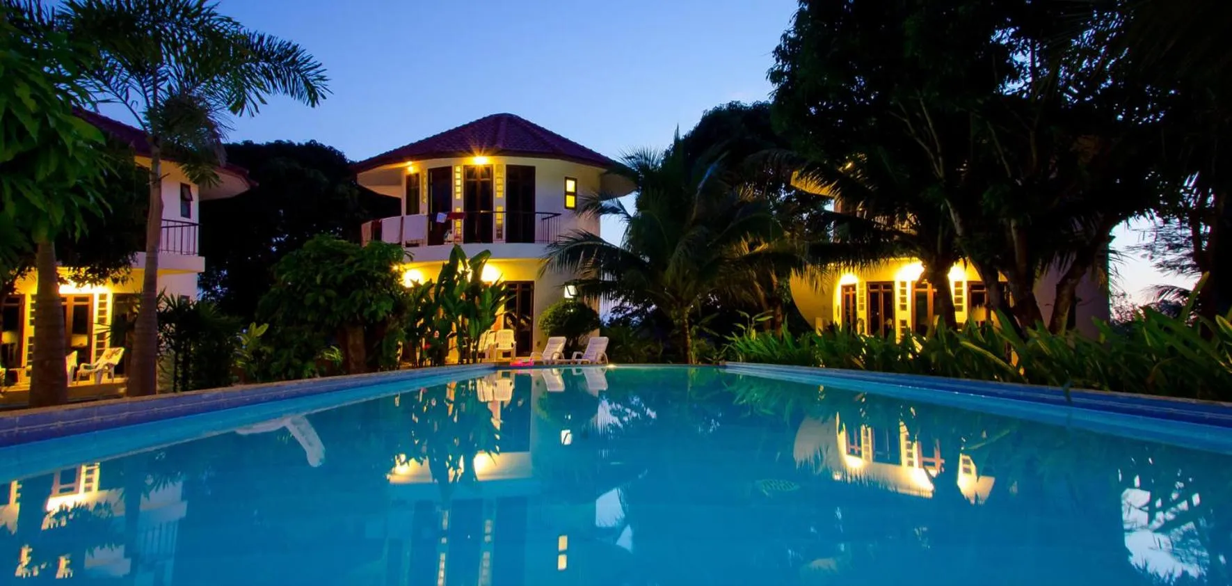 Pool view in Mango Spa & Resort