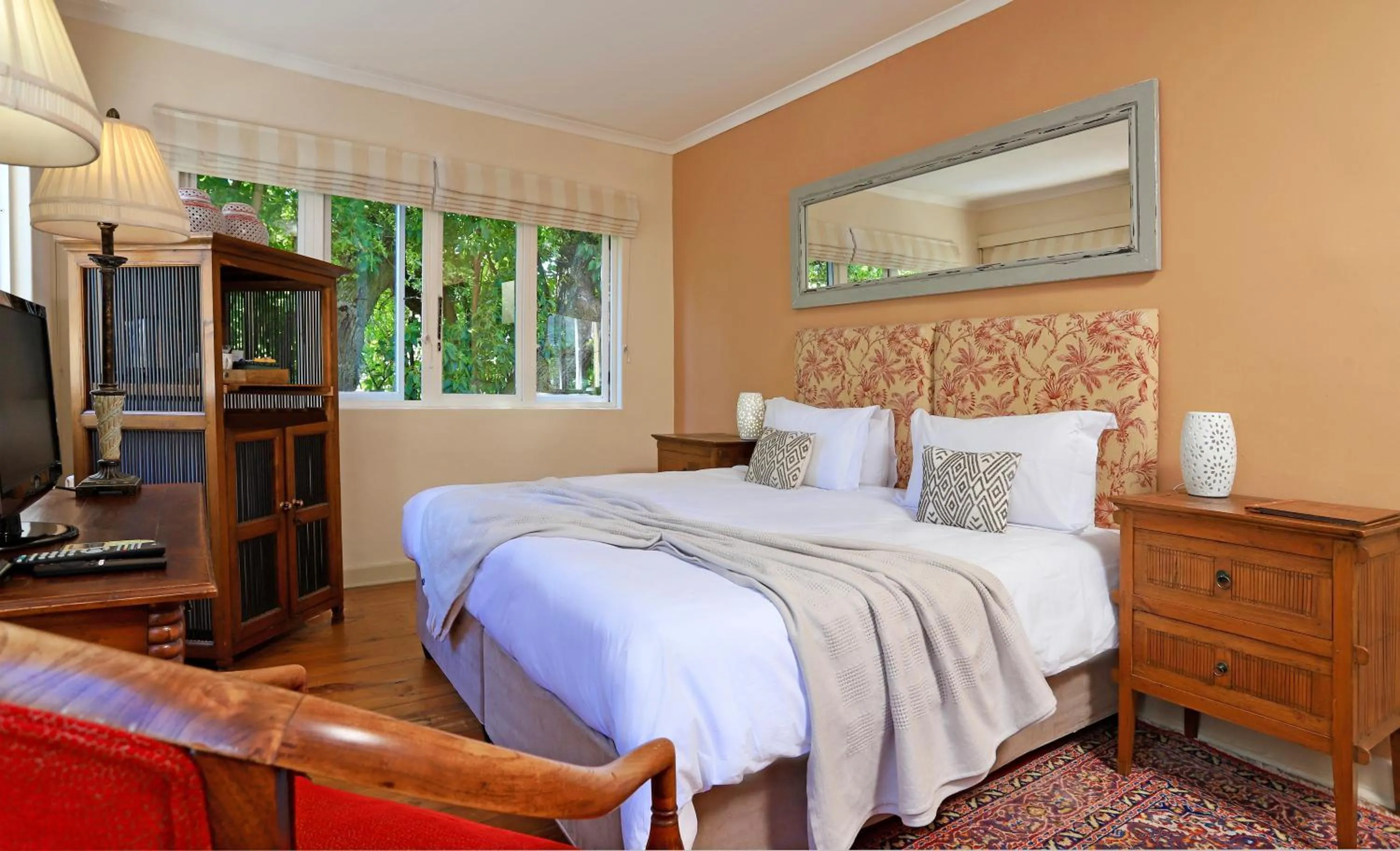 Bed in Rosedene Guest House