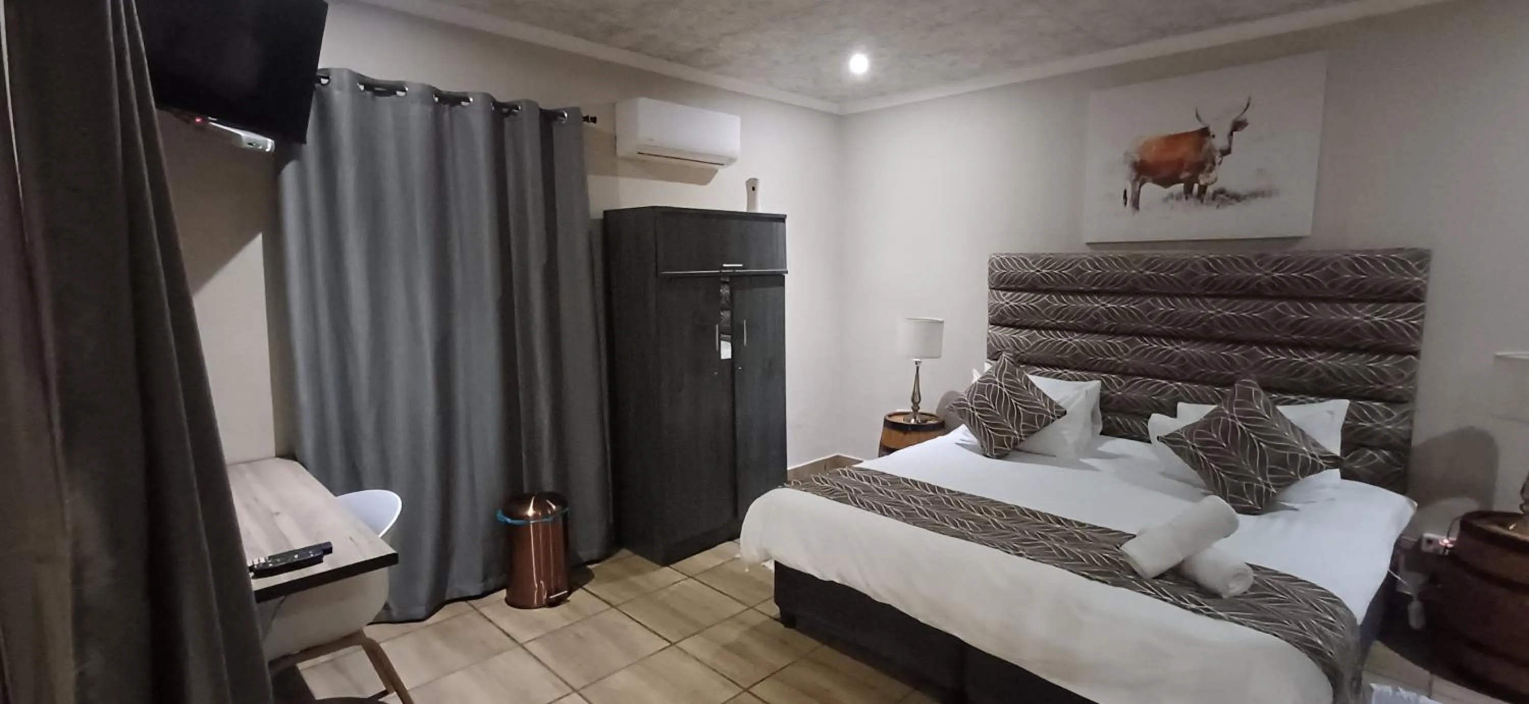 Bedroom, Bed in Potties Guesthouse